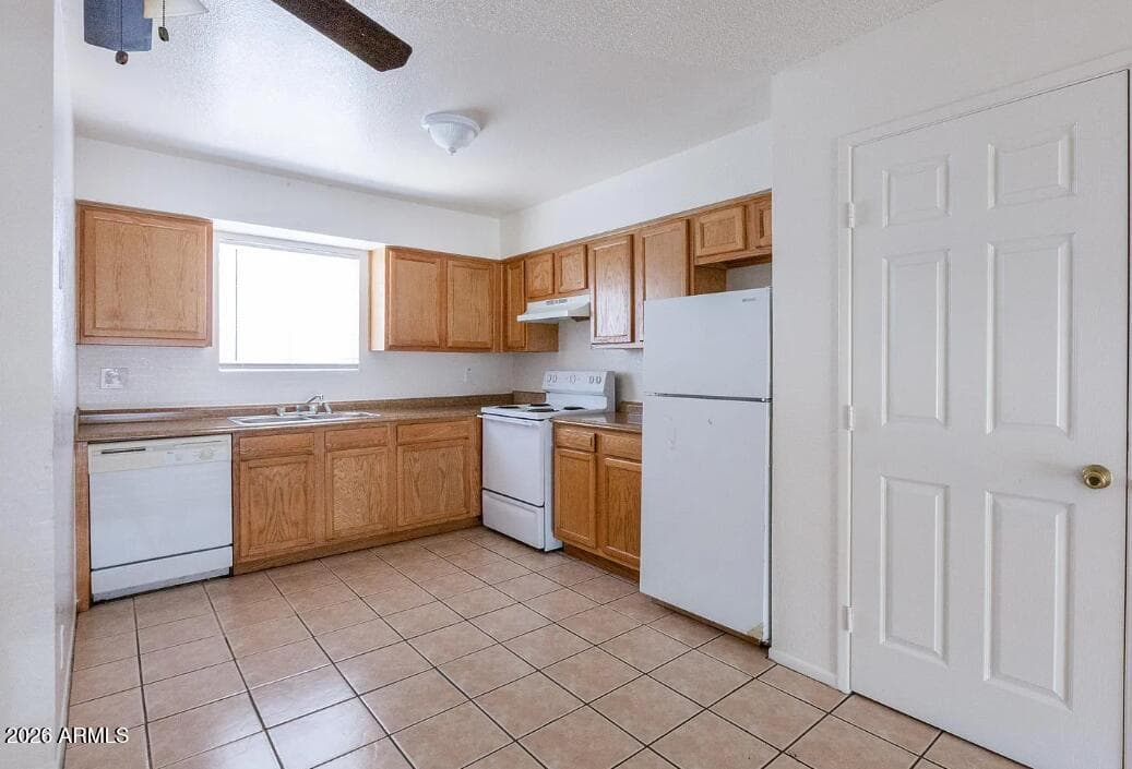 434 W IVYGLEN ST - Photo 5