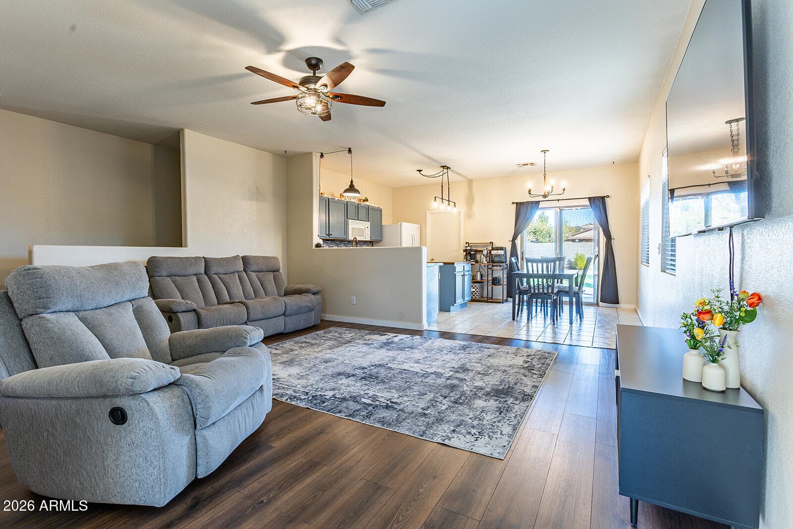 1006 E Renegade Trail — photo 1