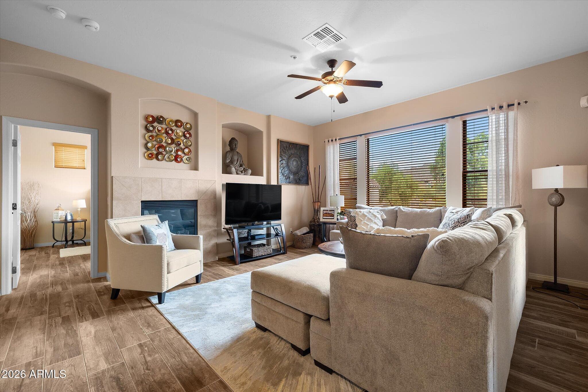 7445 E EAGLE CREST DR - Photo 2