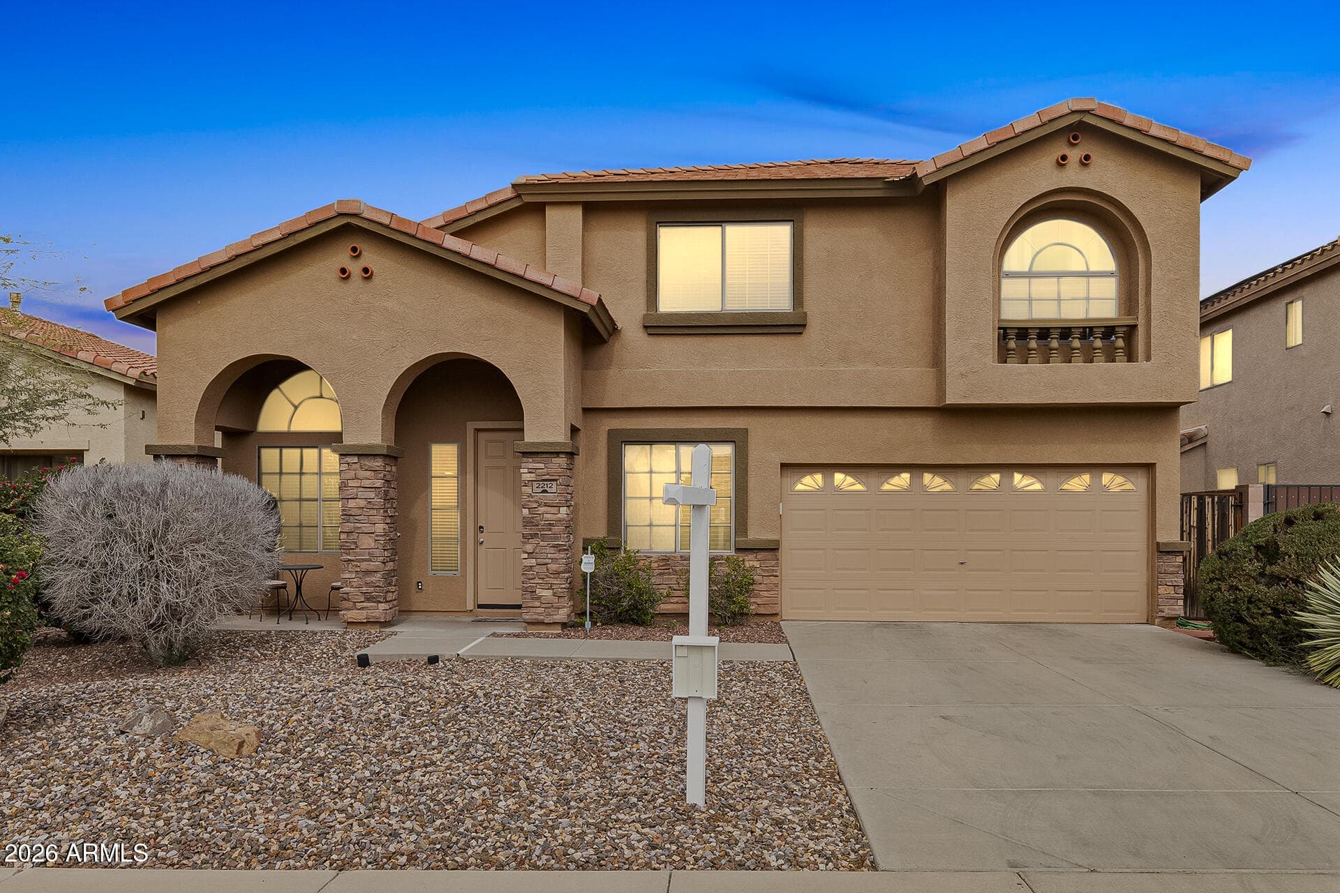 2212 W Blaylock Dr — photo 1