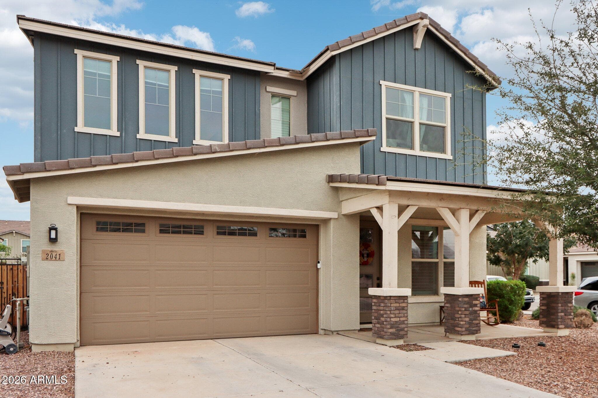 2041 E Wisteria Dr — photo 1