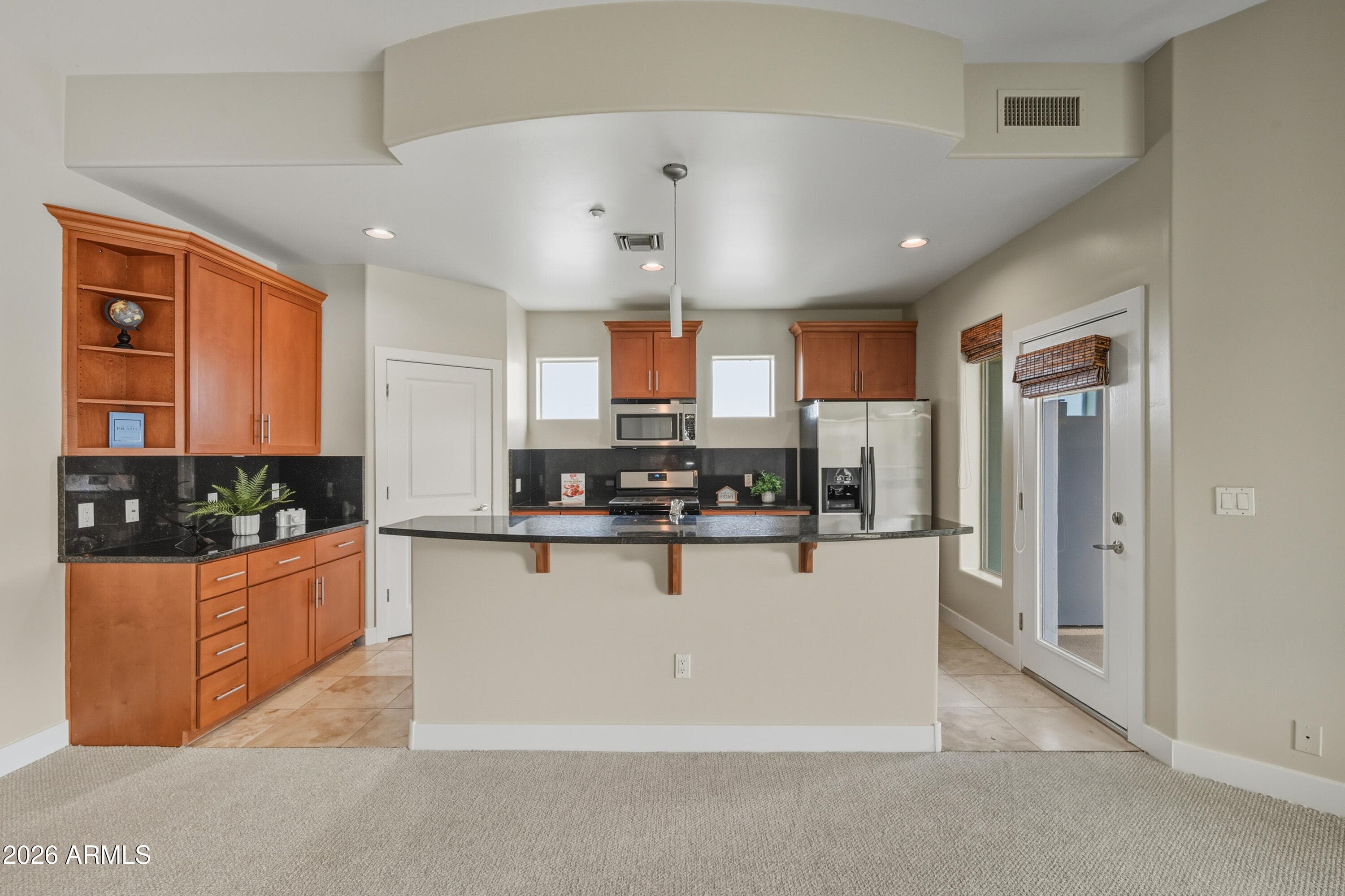 945 E Playa Del Norte Dr 2006 — photo 2