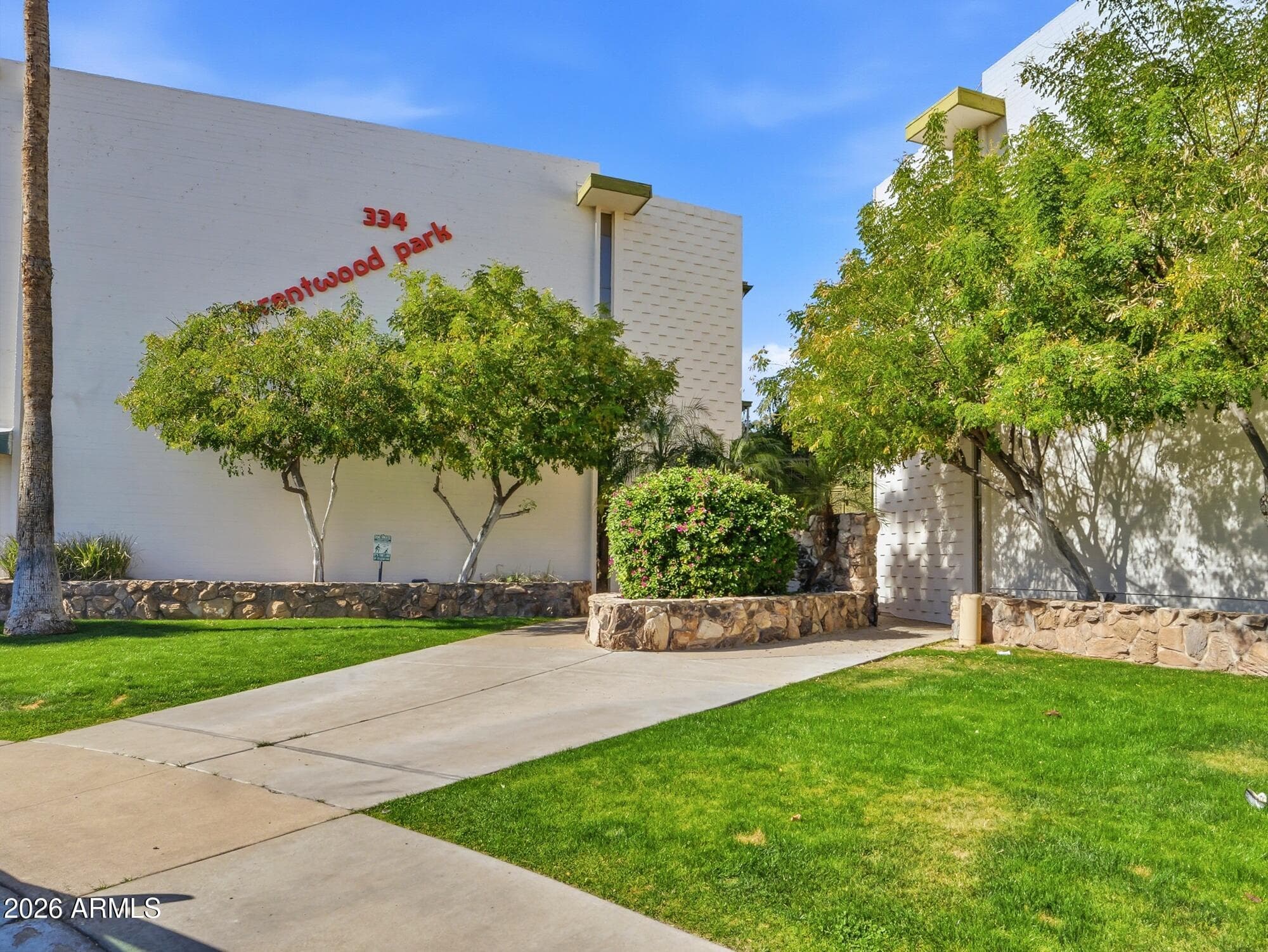 334 W Medlock Dr A101 — photo 1