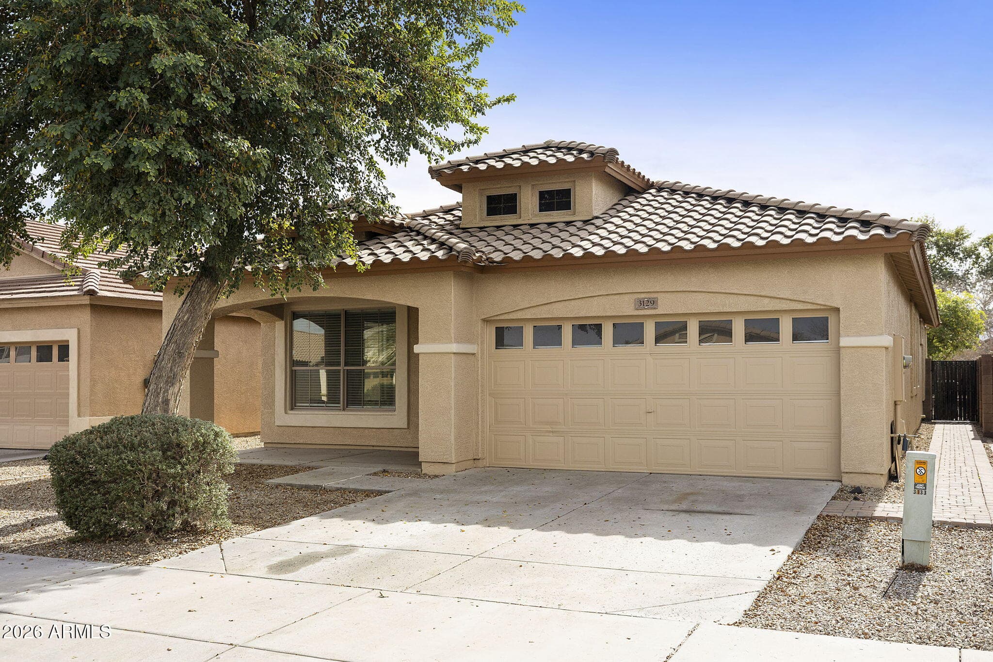 3129 W T Ryan Ln — photo 2