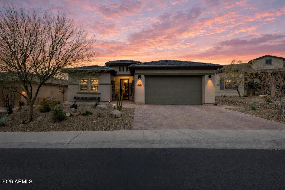4260 Old Orchard Dr — photo 1