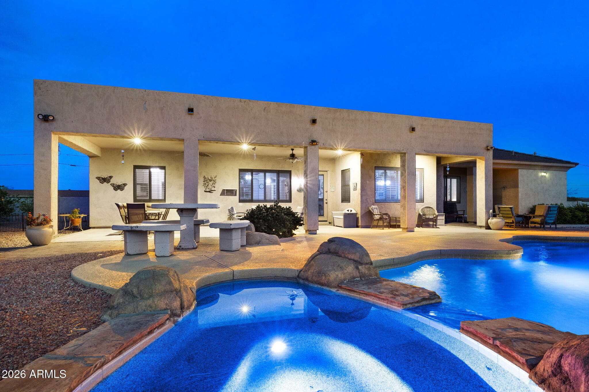 1104 N Mountain Rd — photo 2