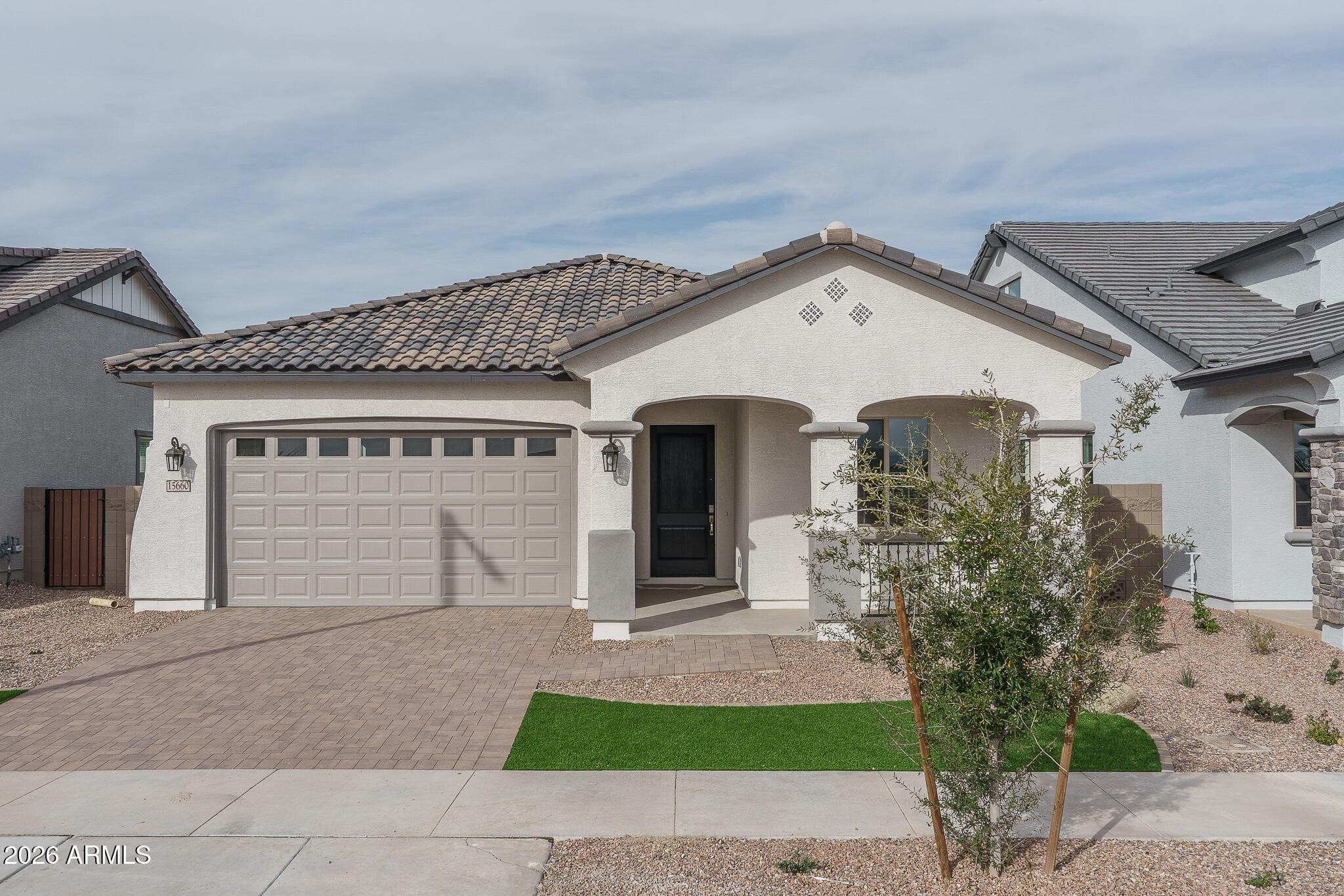 15660 W Voltaire St — photo 1