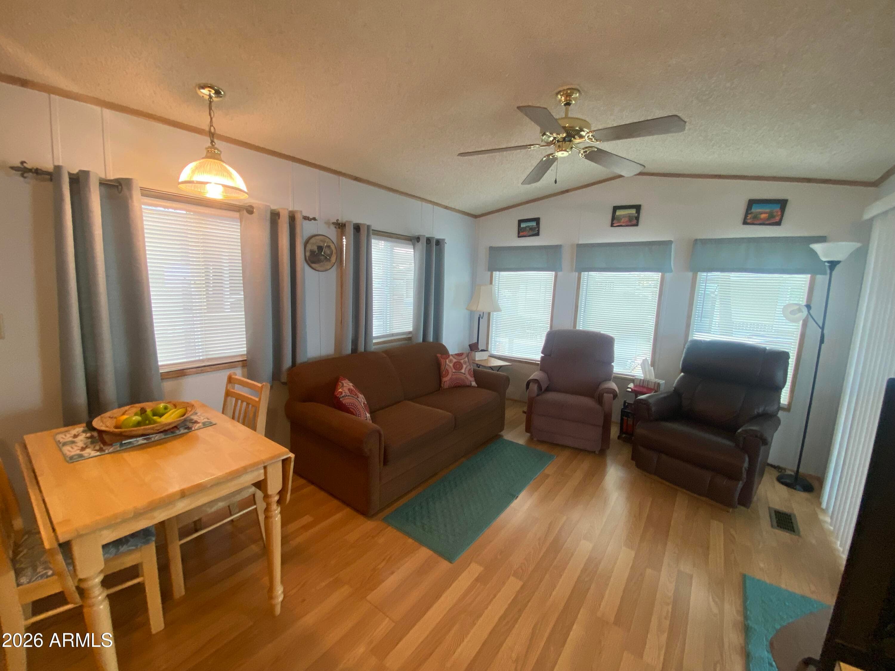 1127 S Shawnee Dr — photo 2