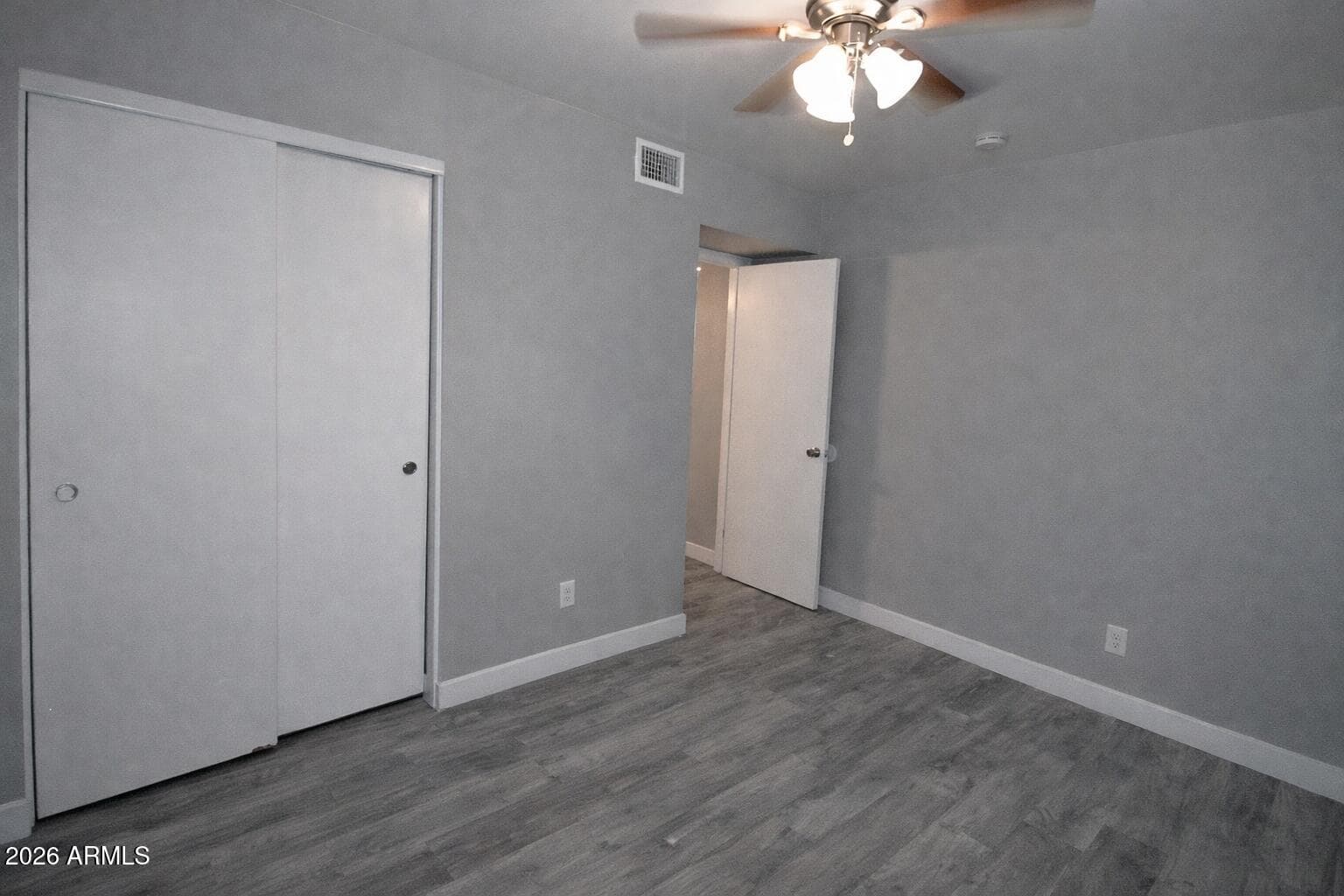 2110 W Mariposa St — photo 6