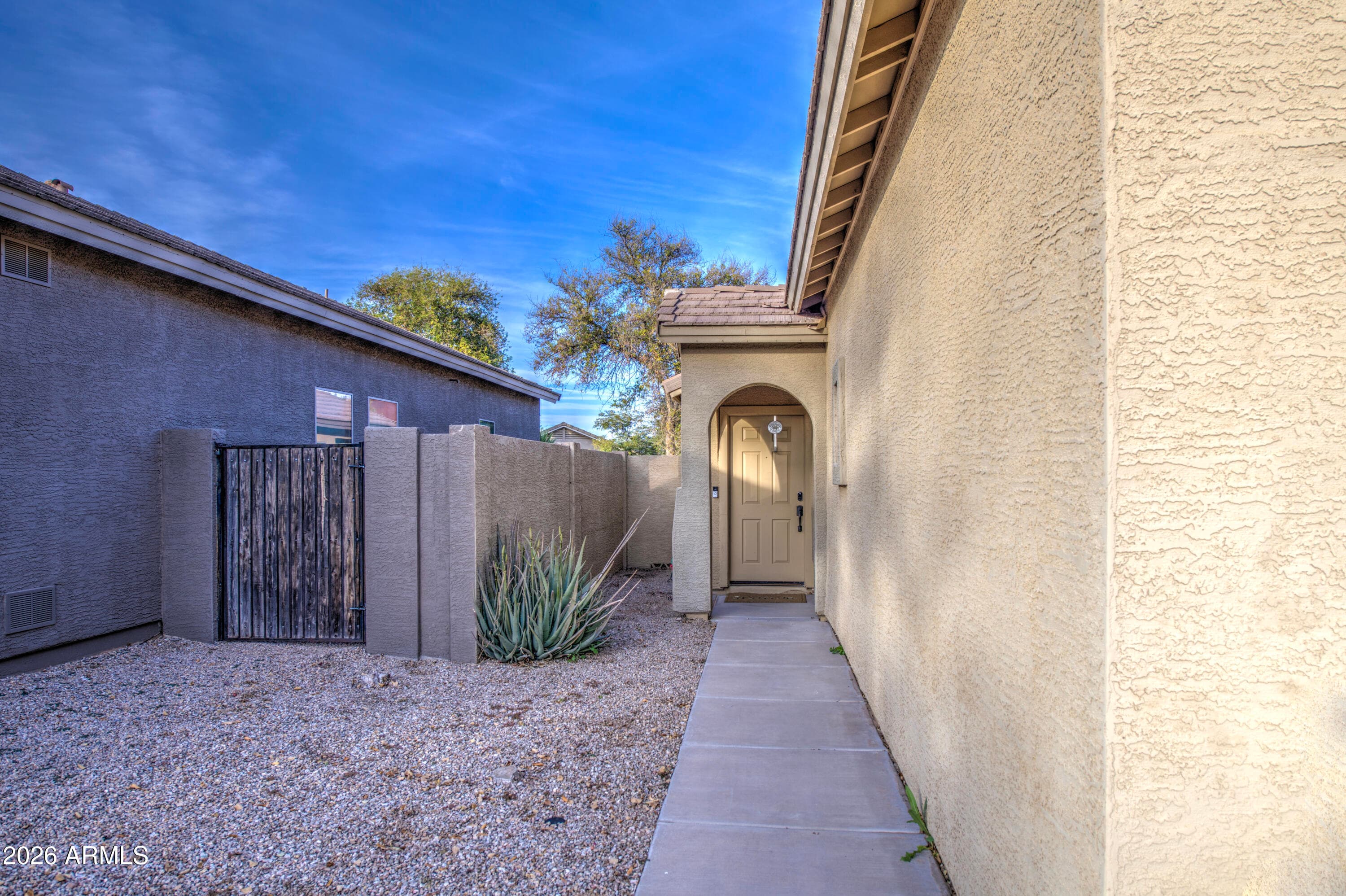 3462 W Hayden Peak Dr — photo 2