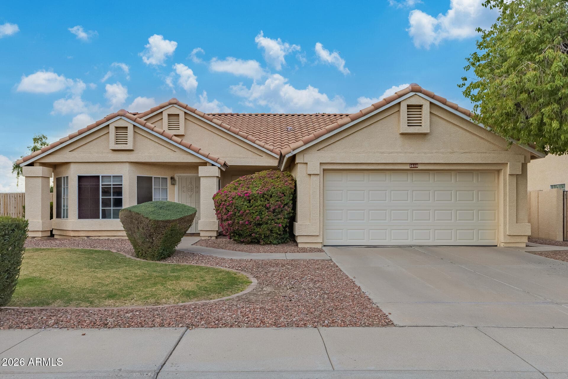 3680 S Acacia Dr — photo 2