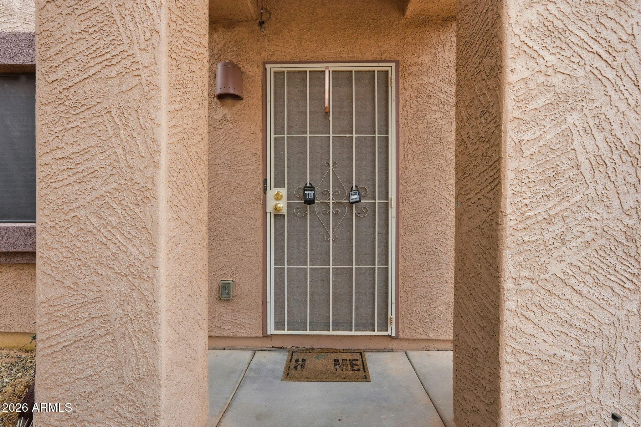 1704 E Renegade Trail — photo 2