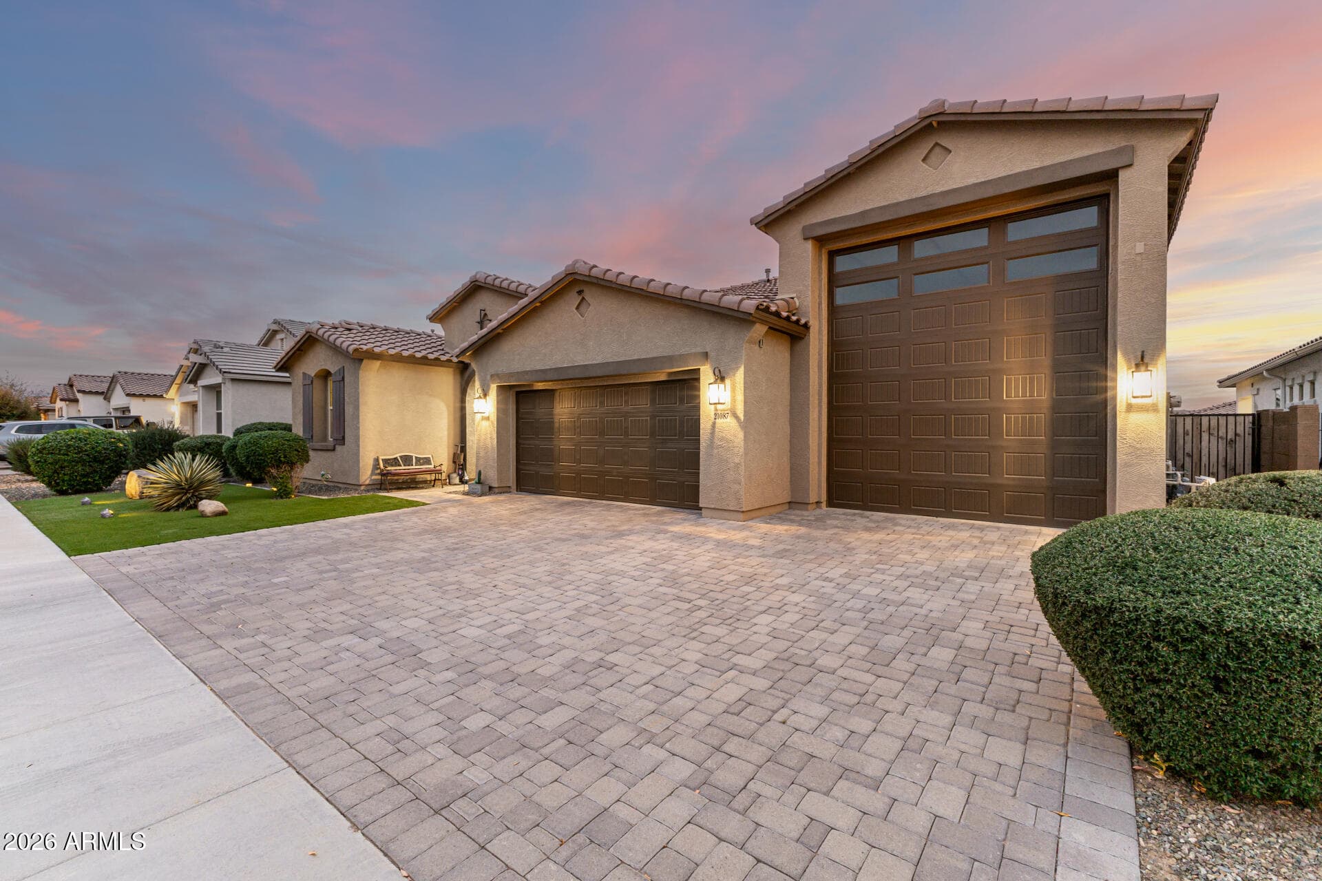 21087 E Timberline Rd — photo 2