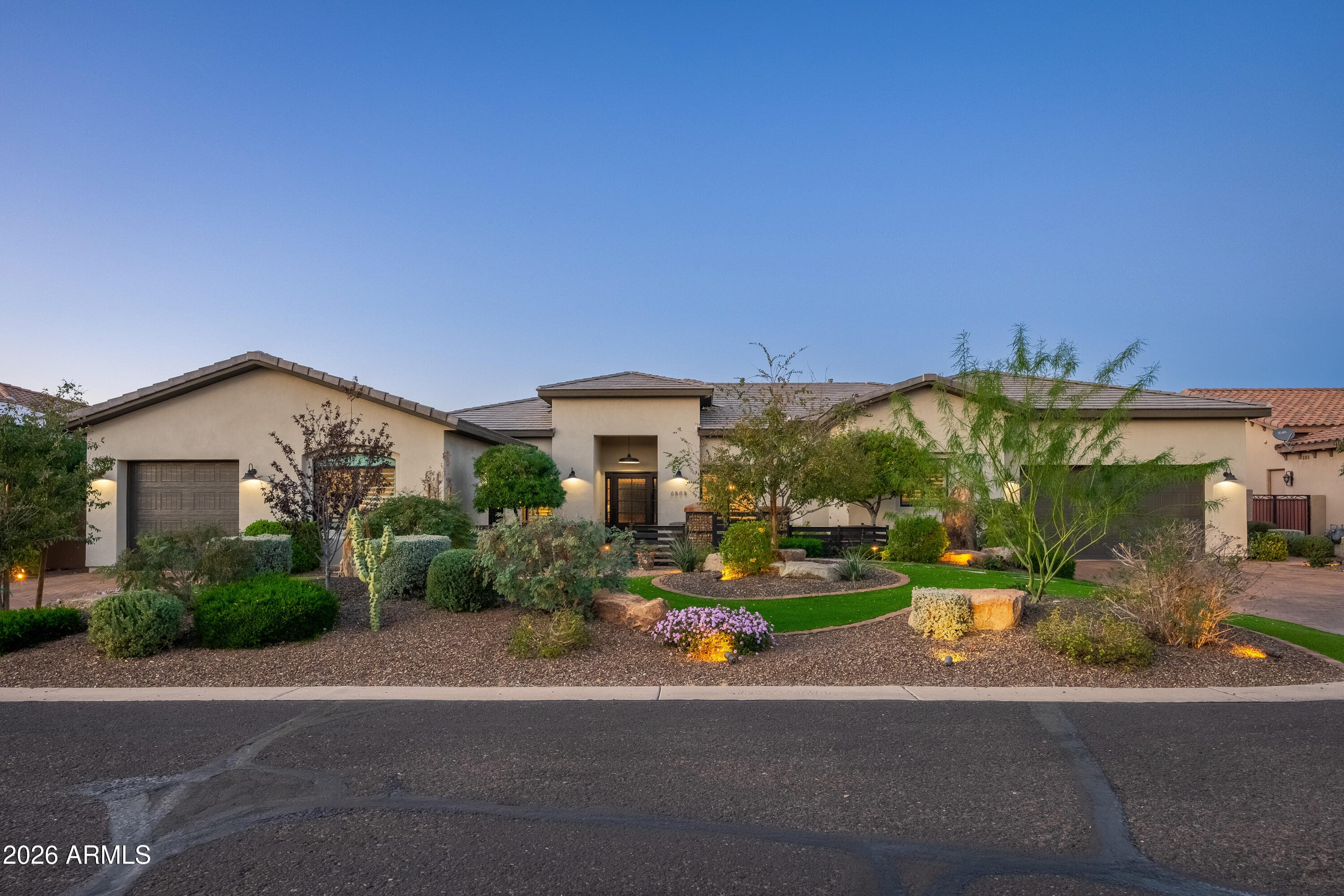 6508 W Avenida Del Sol -- — photo 1