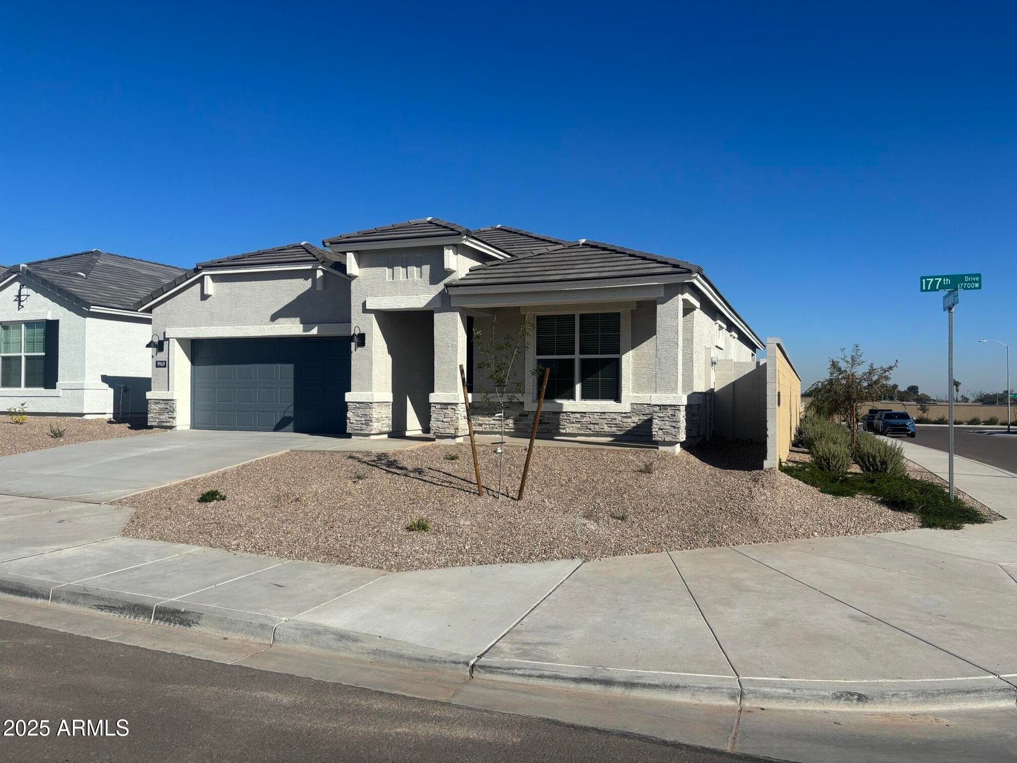 17610 W Onyx Ave — photo 2