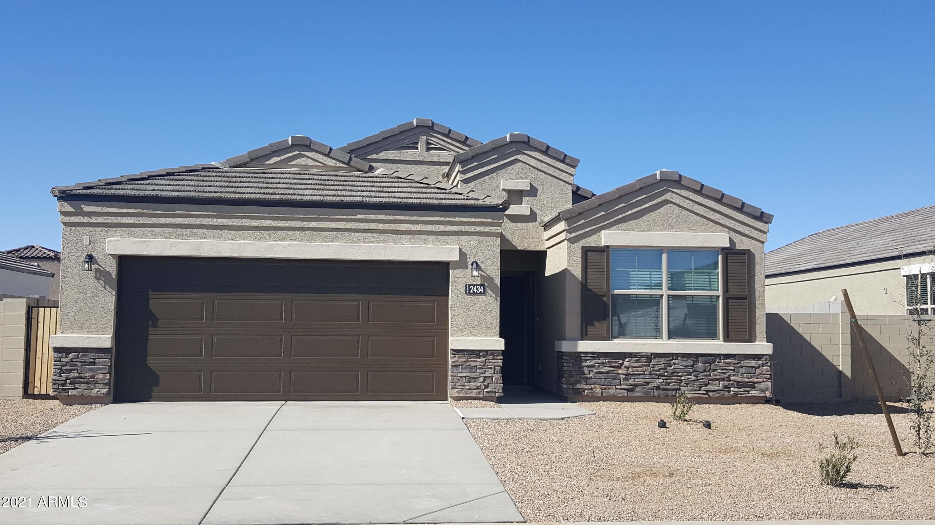 2434 E Santa Barbara Trail — photo 1