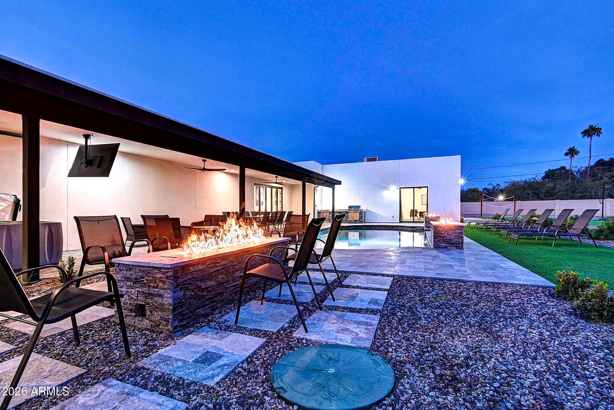 6401 E Larkspur Dr — photo 2