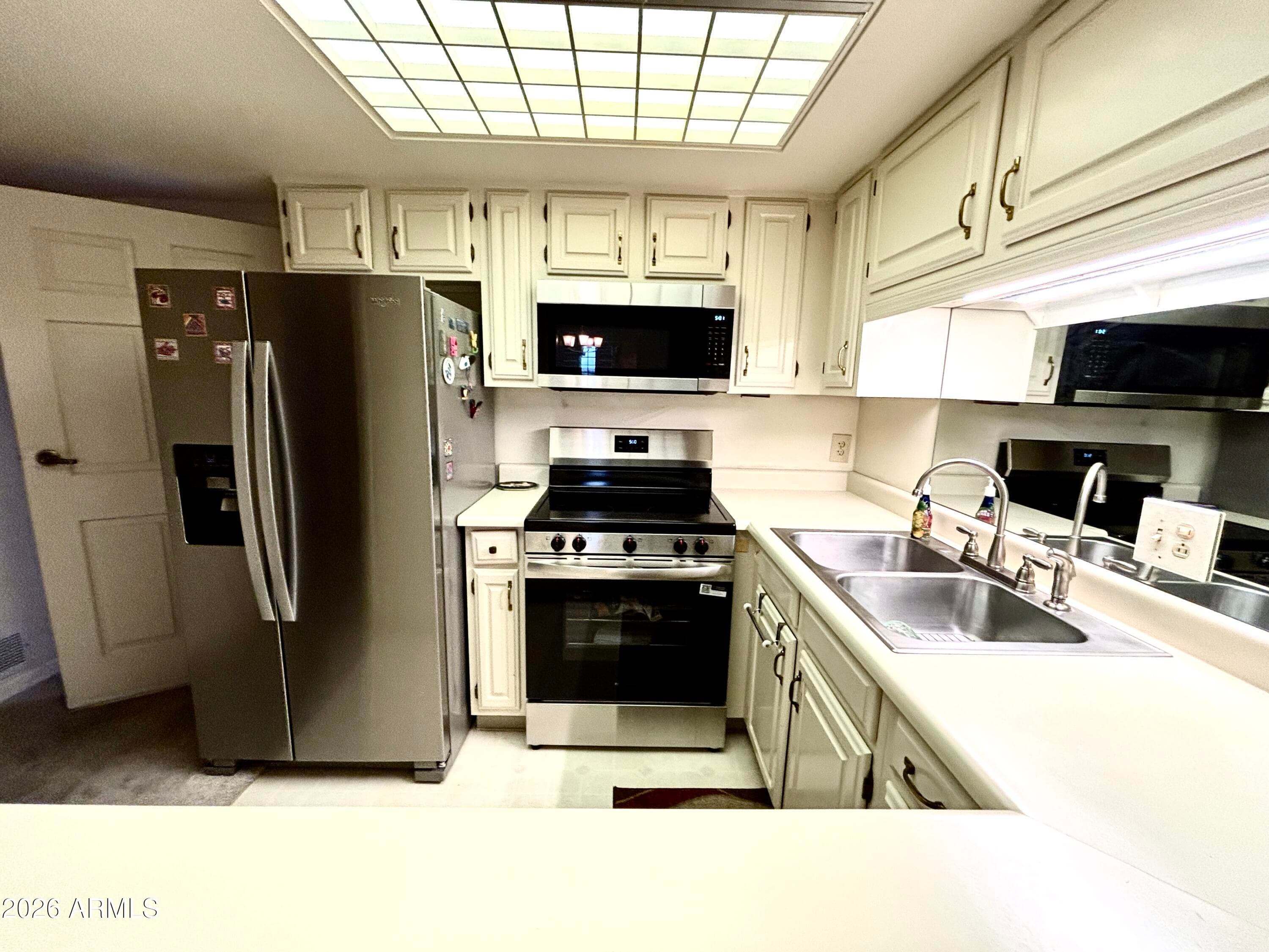 10330 W Thunderbird W Blvd B316 — photo 2
