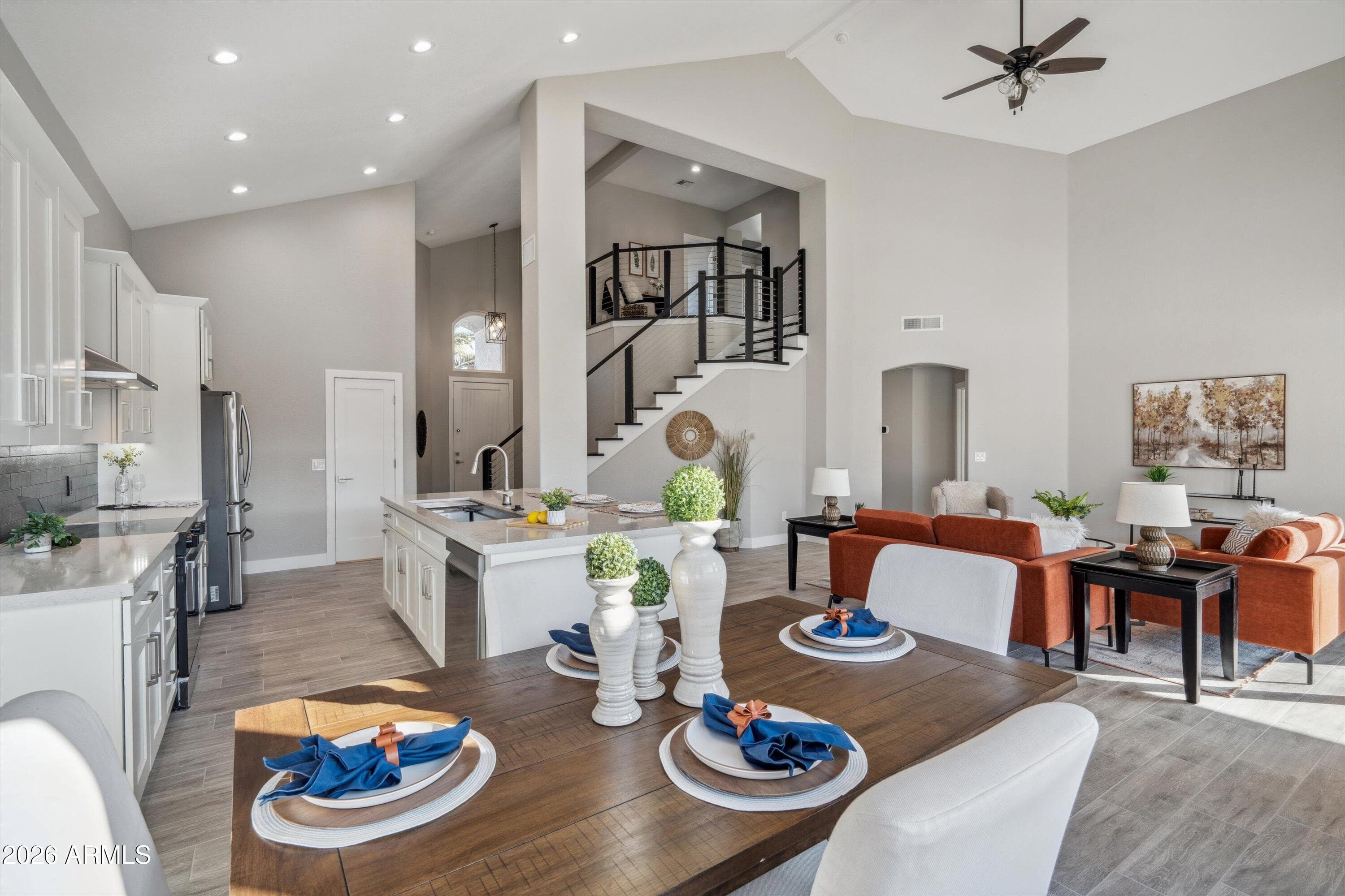 11537 W Laurelwood Ln — photo 1