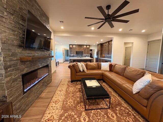 1055 Buckboard Trail — photo 2
