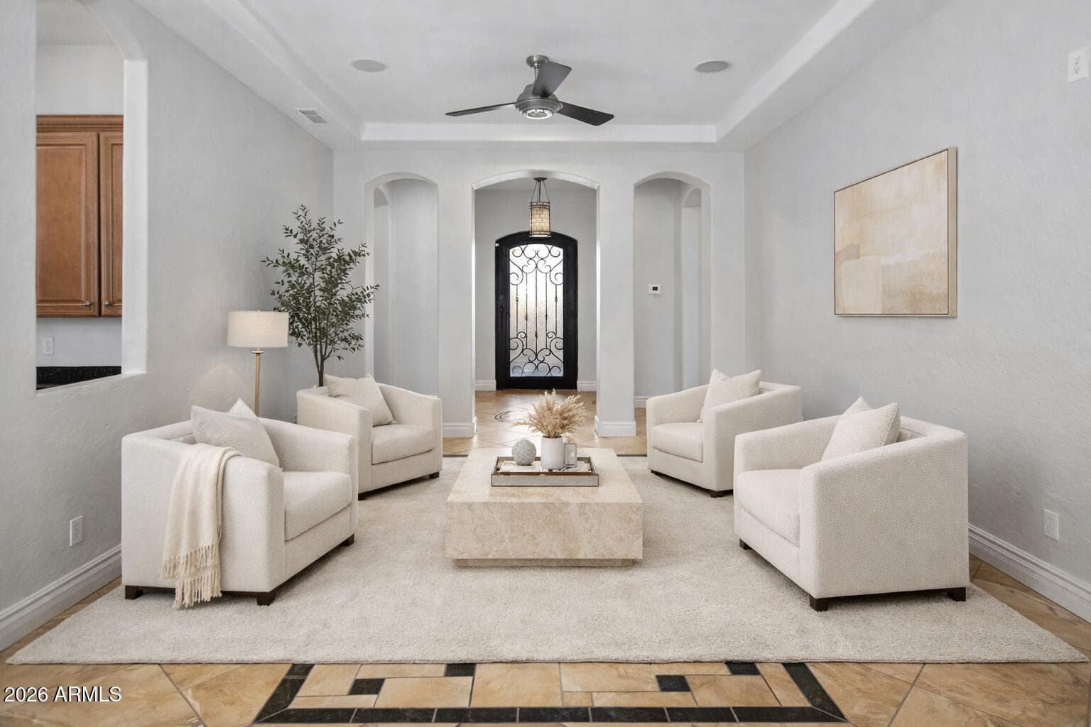 3215 E Constance Way — photo 2