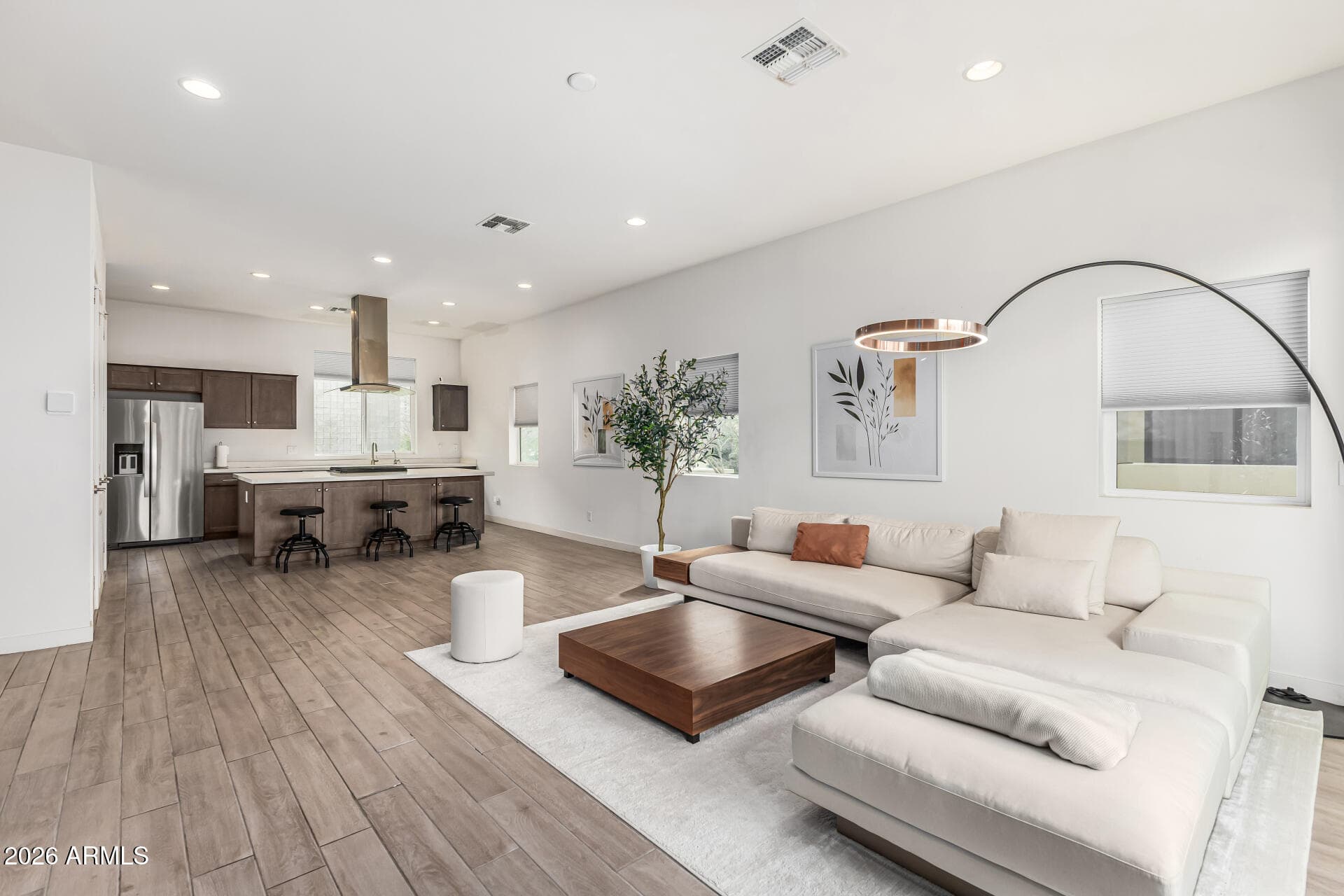 325 E Coronado Rd 13 — photo 1