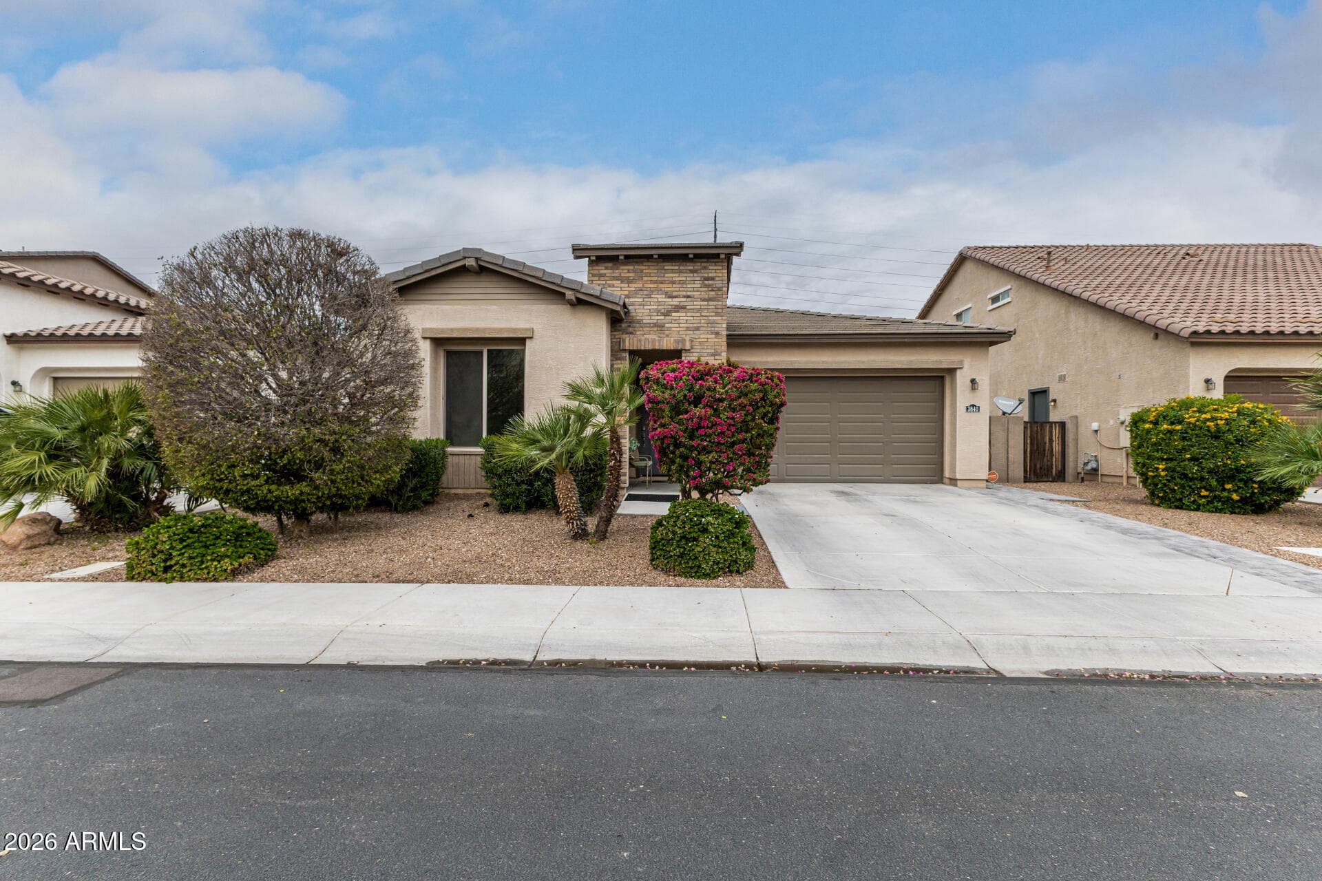 3840 E Wisteria Dr — photo 1