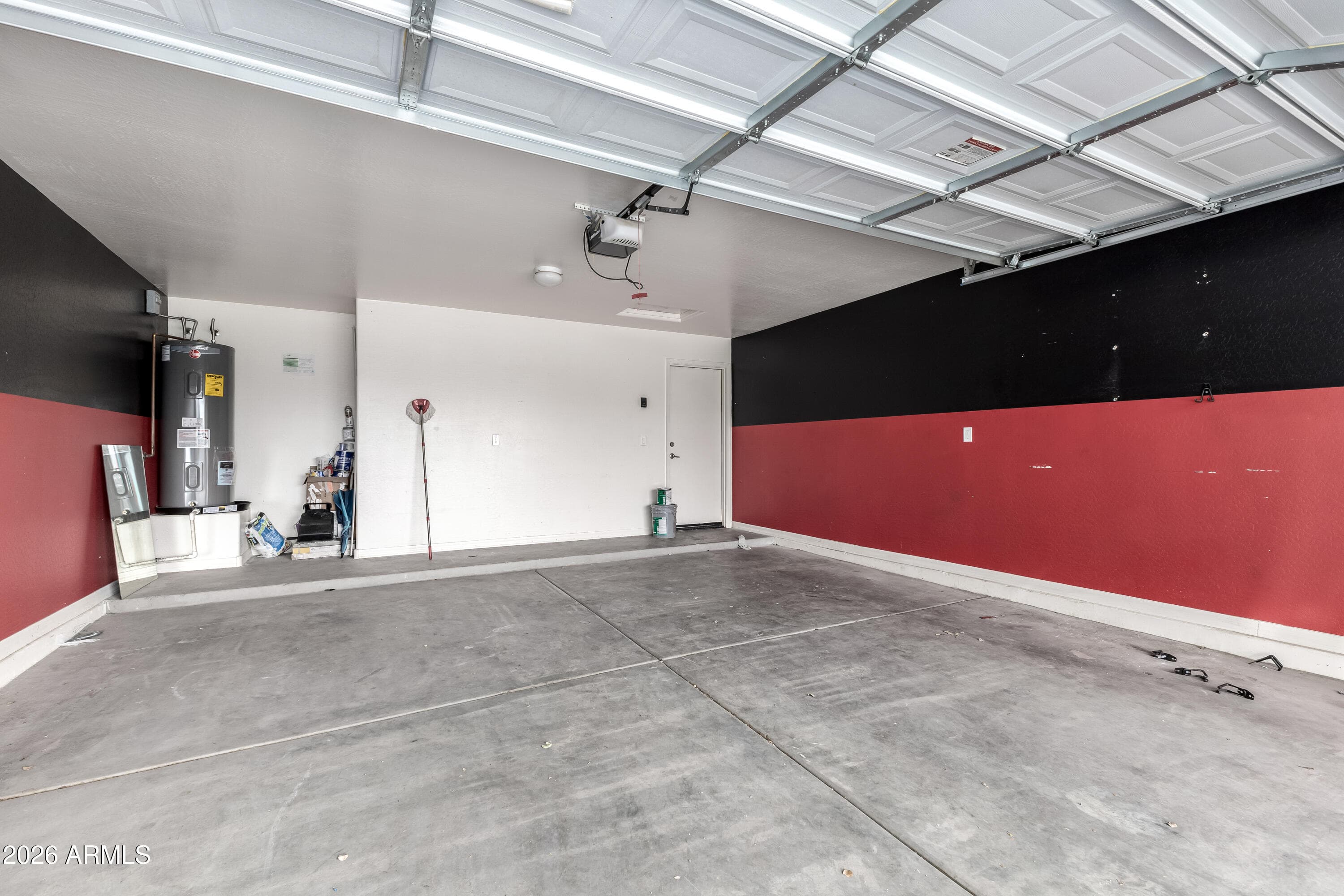 5623 S 27th Dr — photo 34