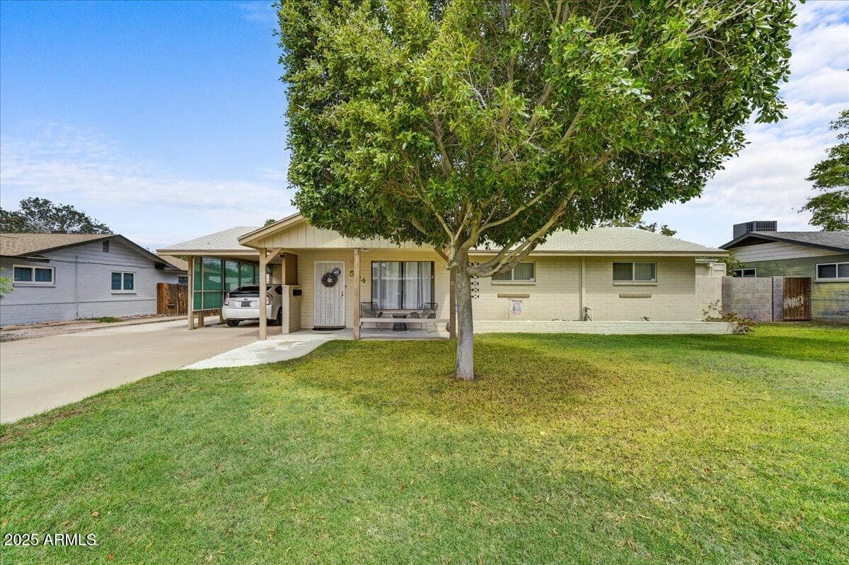 504 W 17th Pl — photo 1