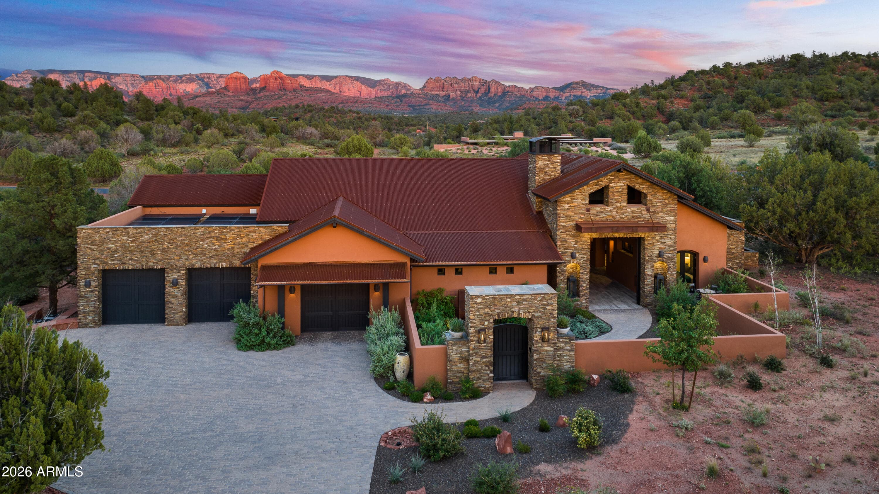 20 Harvest Ln — photo 1