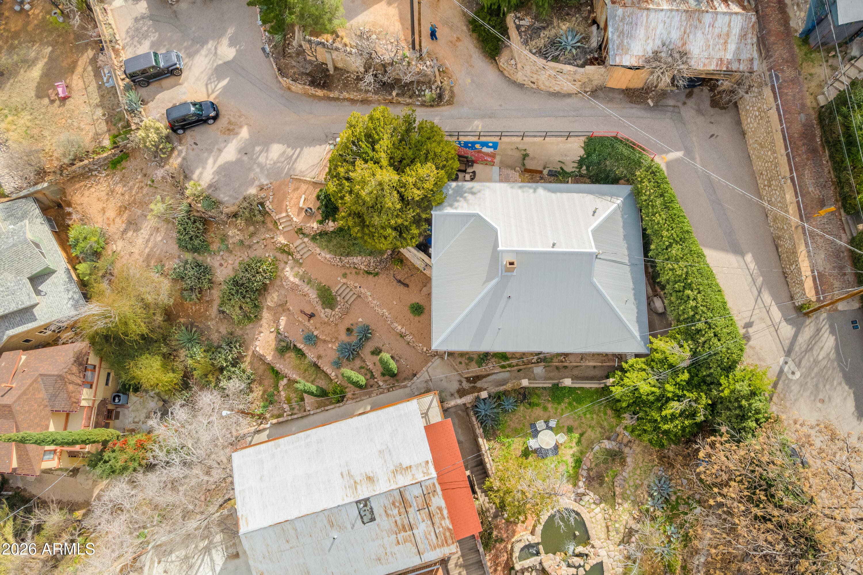14 Maxfield Ave — photo 40