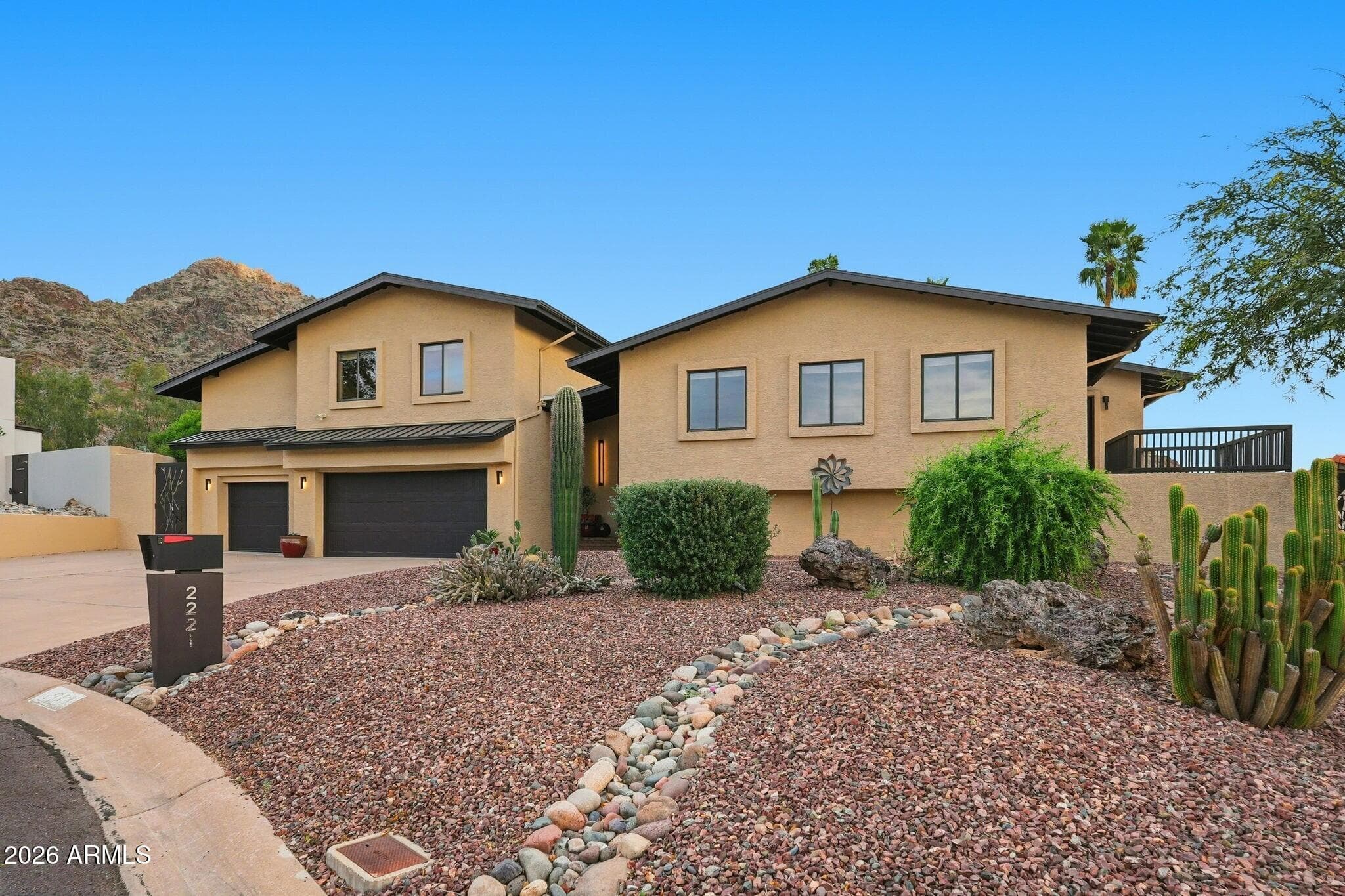 2221 E Vista Ave — photo 2