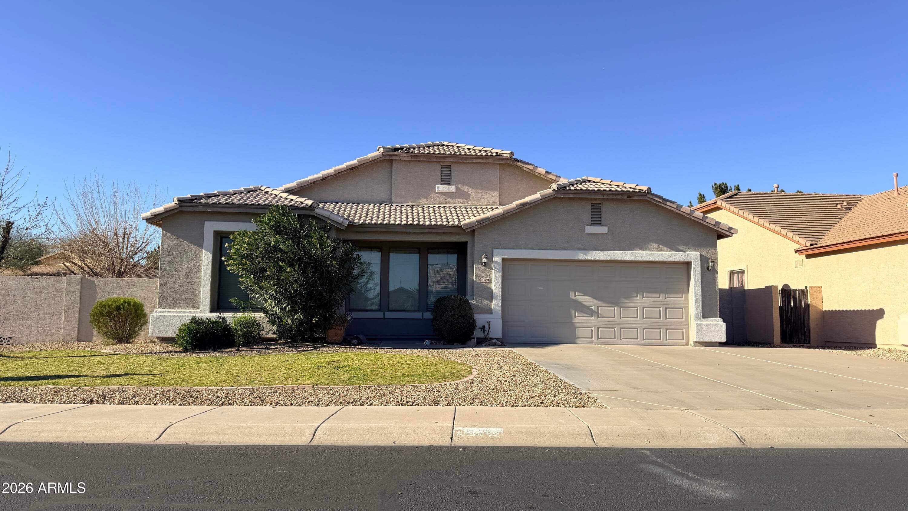 10894 W Davis Ln — photo 1