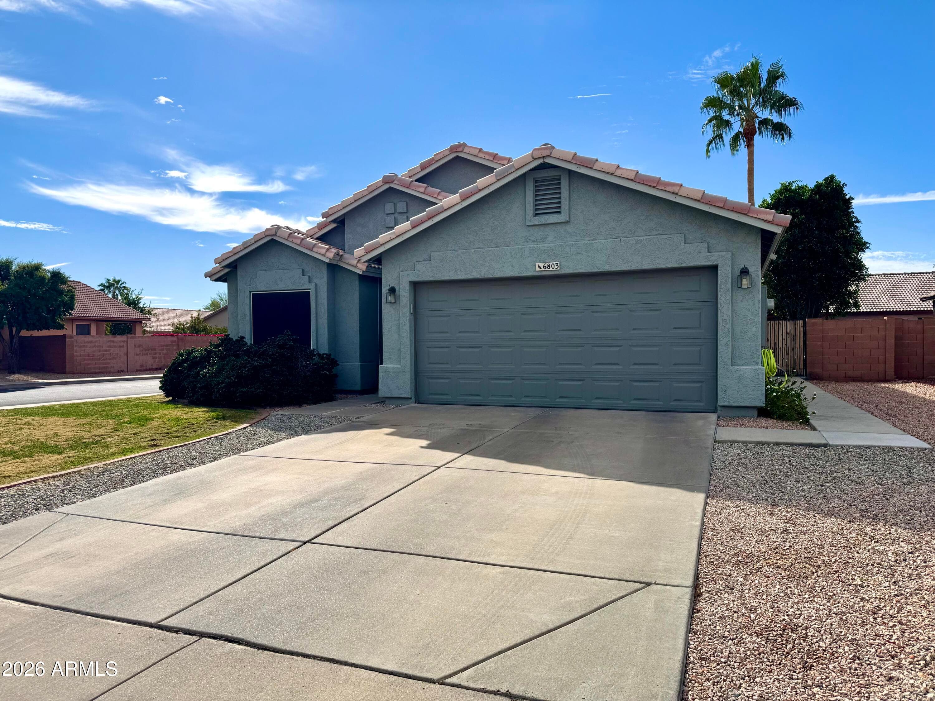6803 W Caribbean Ln — photo 2