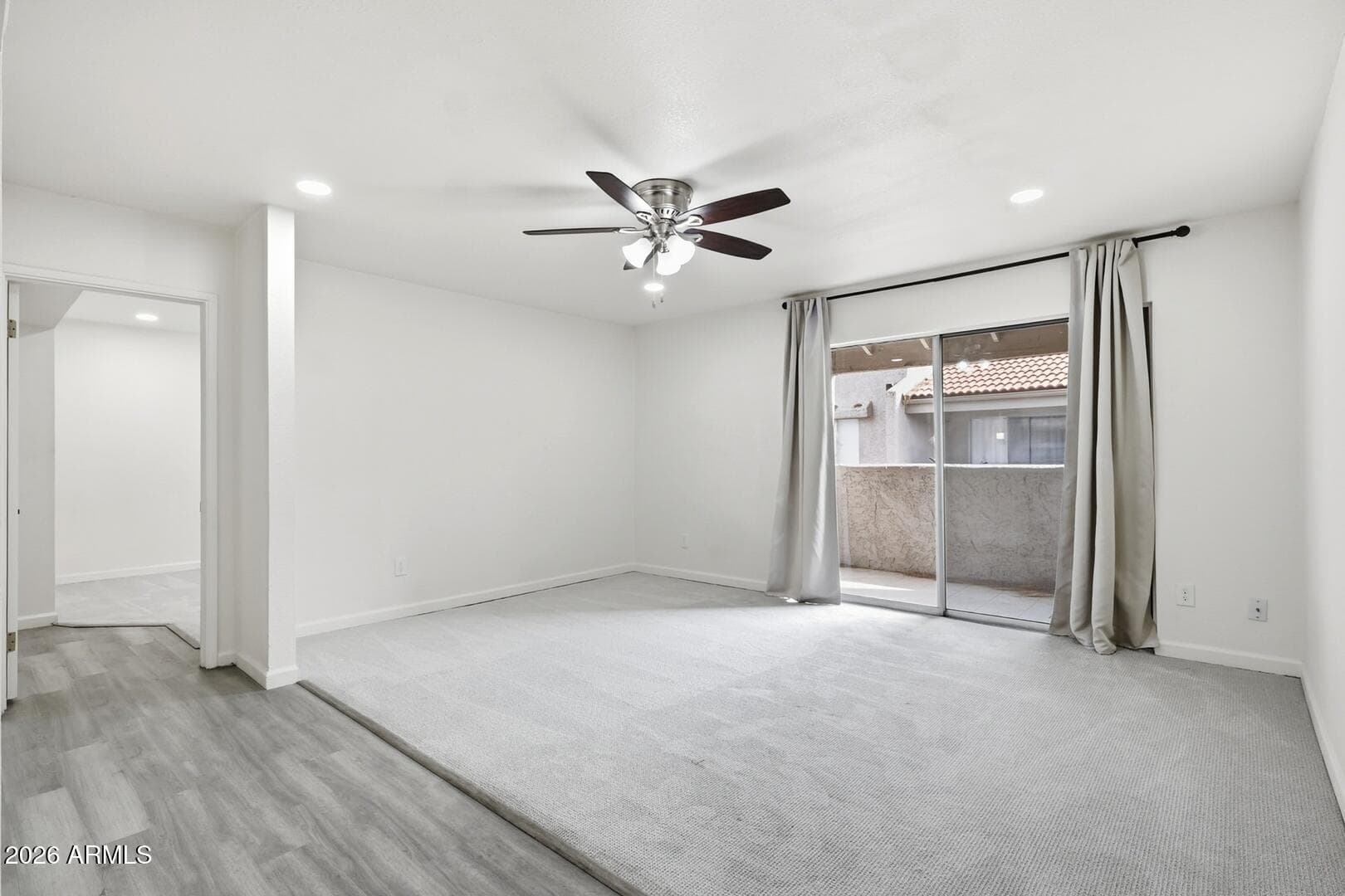 4444 E Paradise Village N Parkway 251 — photo 2