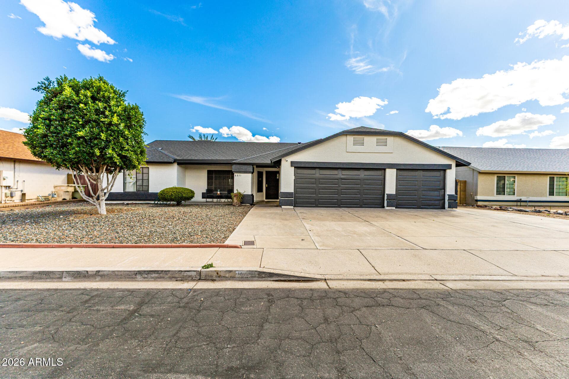 8851 W Keim Dr — photo 1