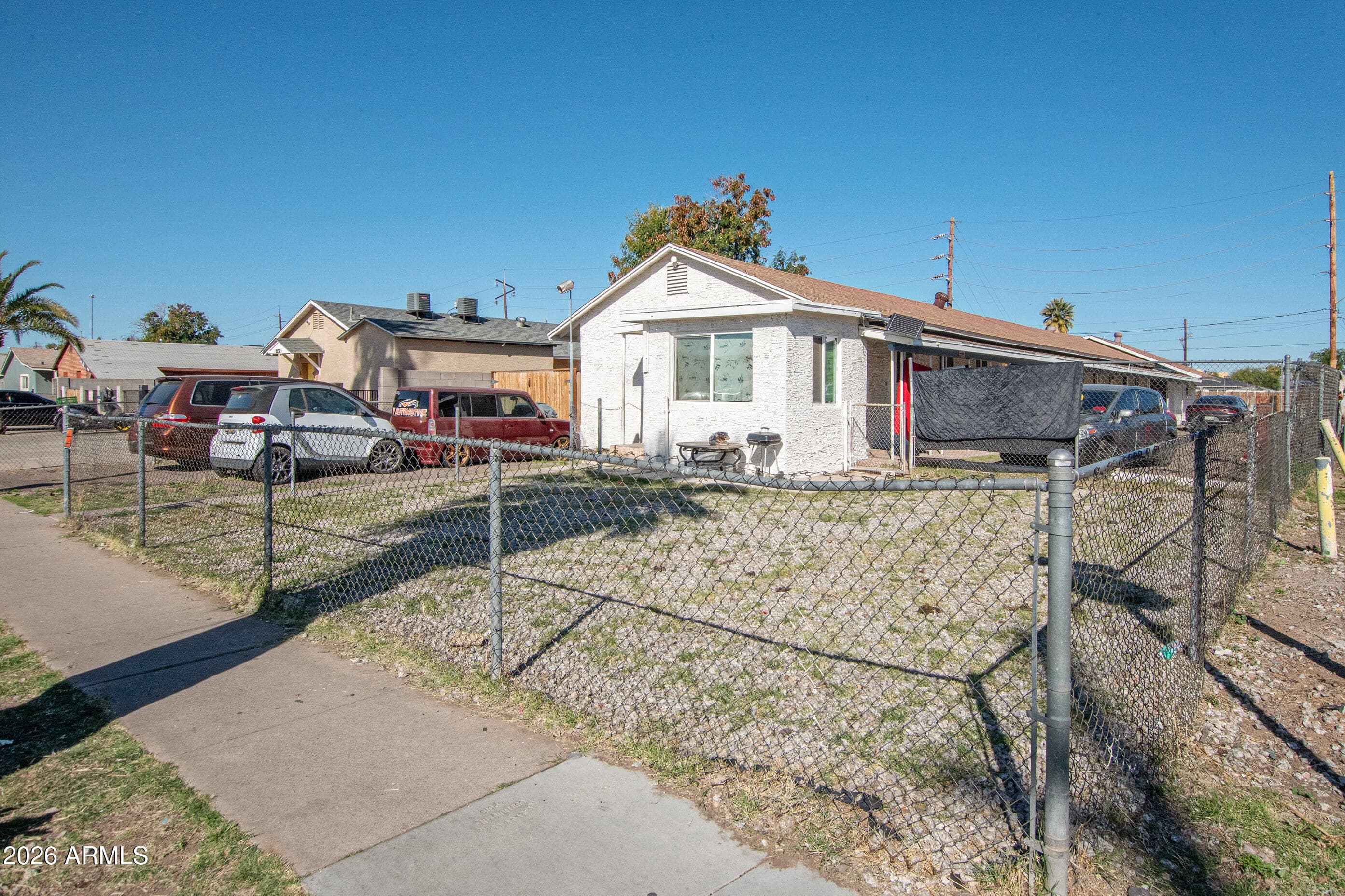 2242 E TAYLOR ST - See more photos