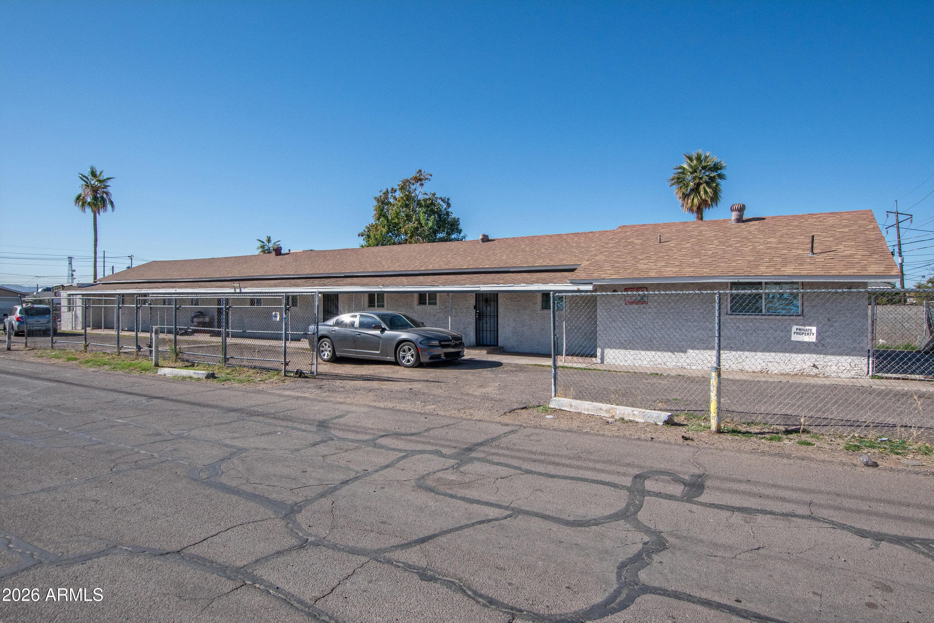 2242 E Taylor St — photo 1