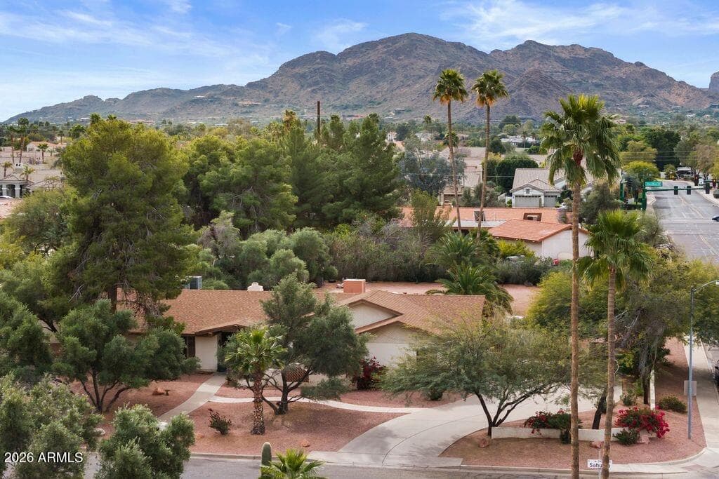 5401 E Sahuaro Dr — photo 1