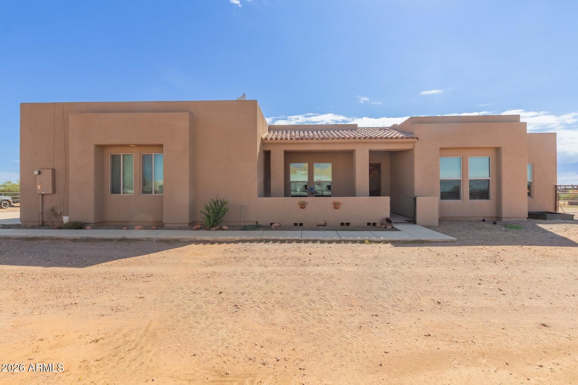 22603 W Laura St — photo 1