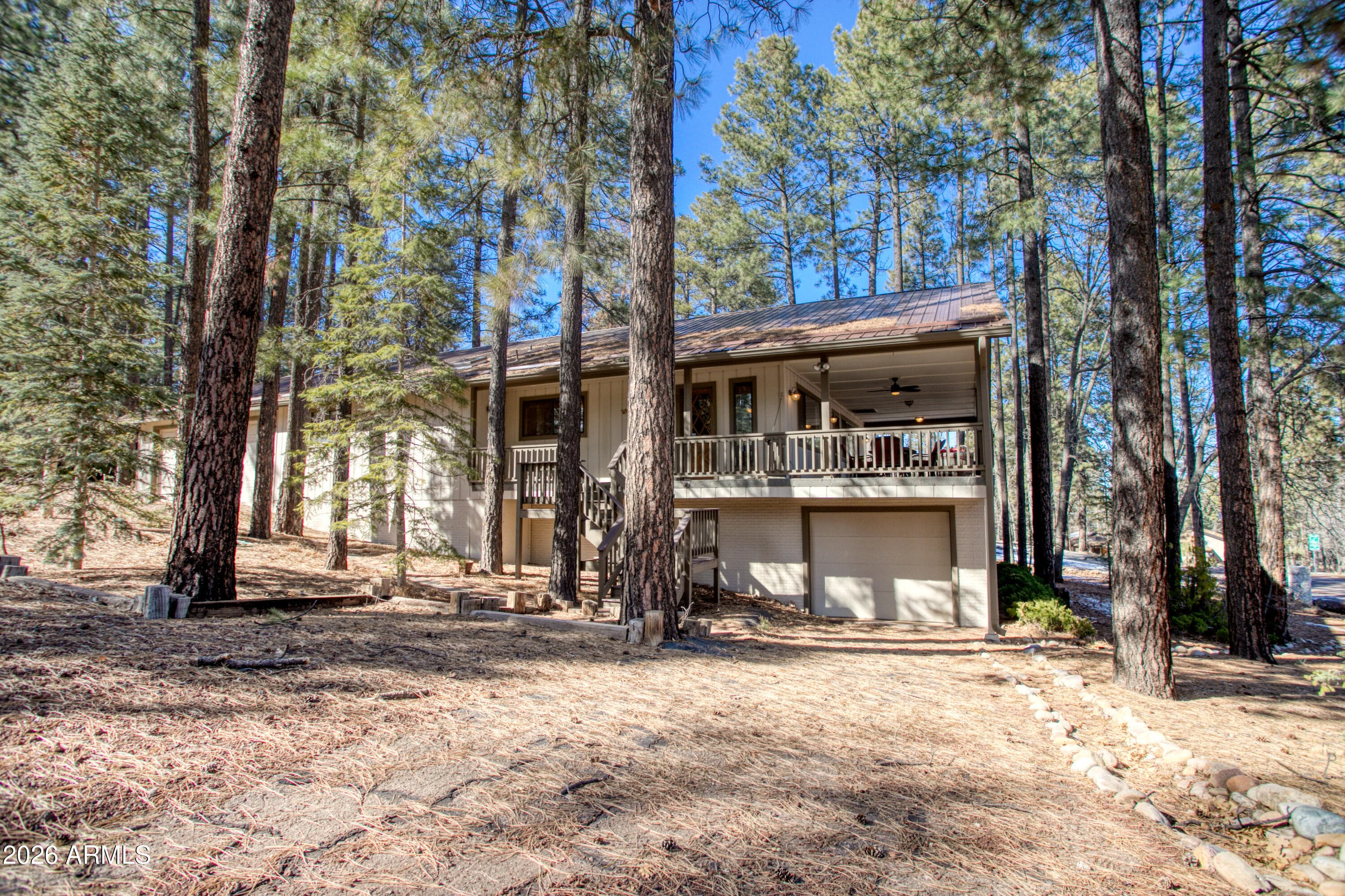 6689 Country Club Dr — photo 2