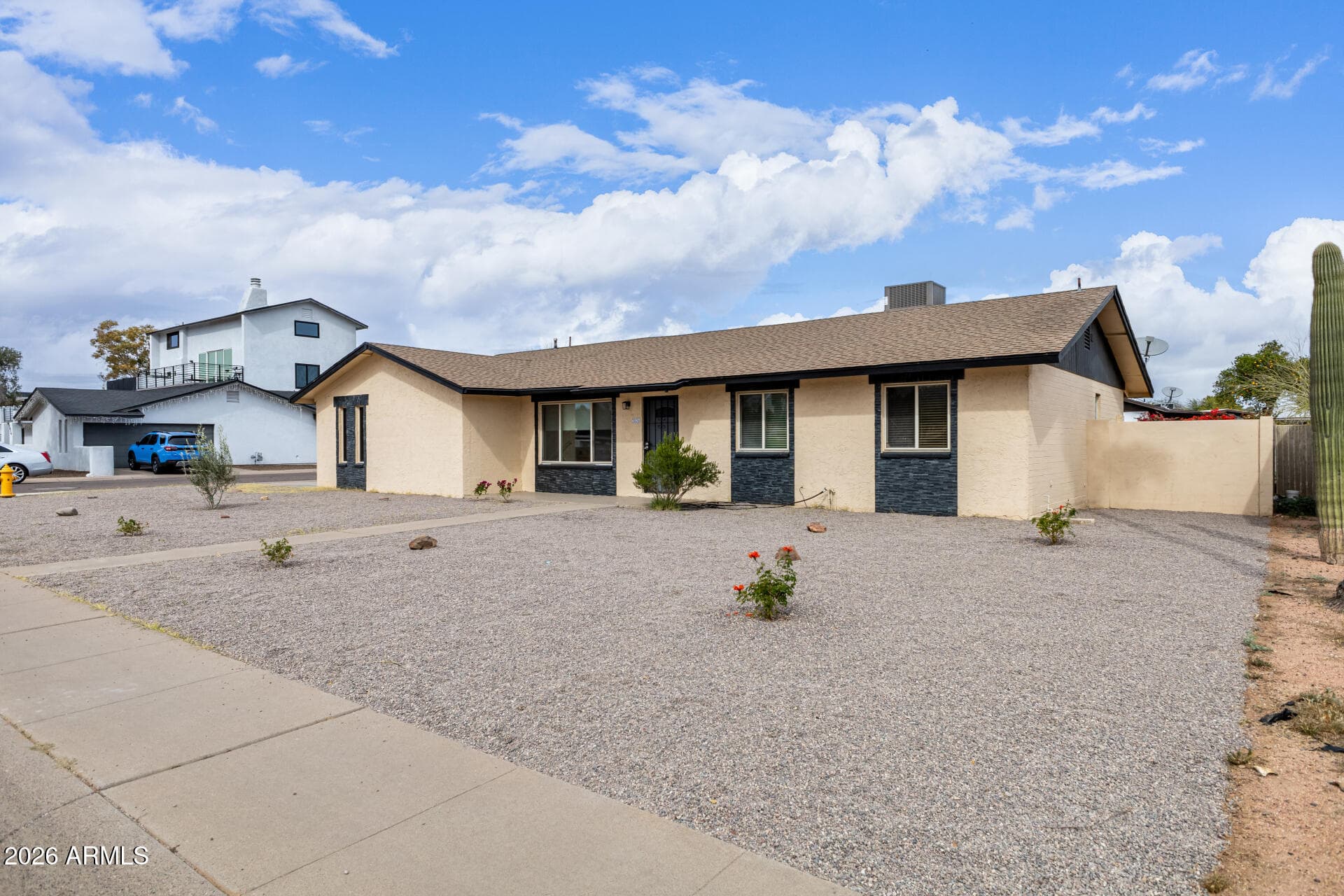 2826 E Cactus Rd — photo 40