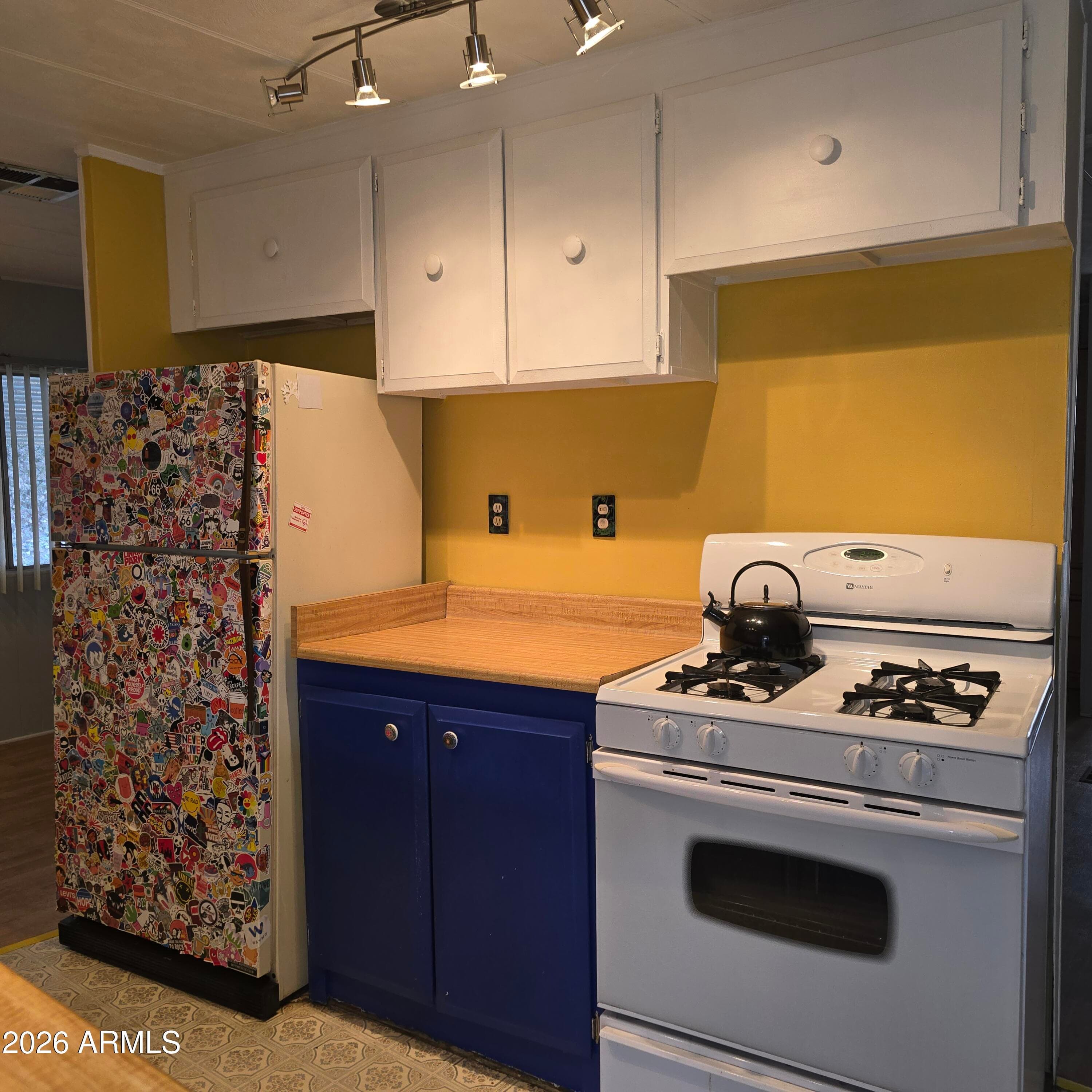 205 W BELL RD - Photo 5