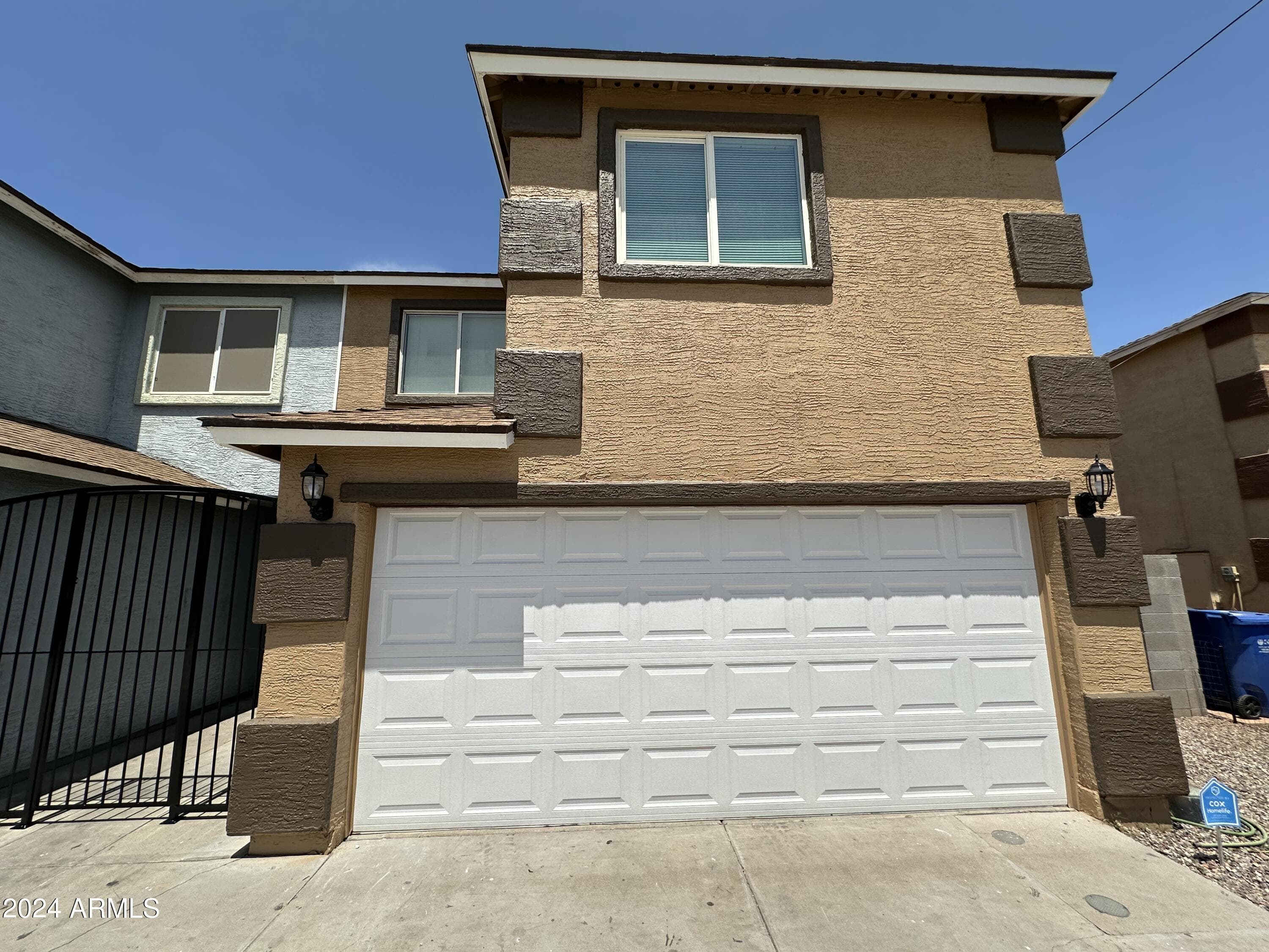 2616 E Southgate Ave 2 — photo 1