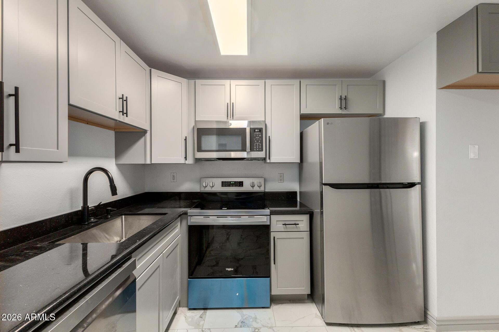 30 E Brown Rd 2035 — photo 1