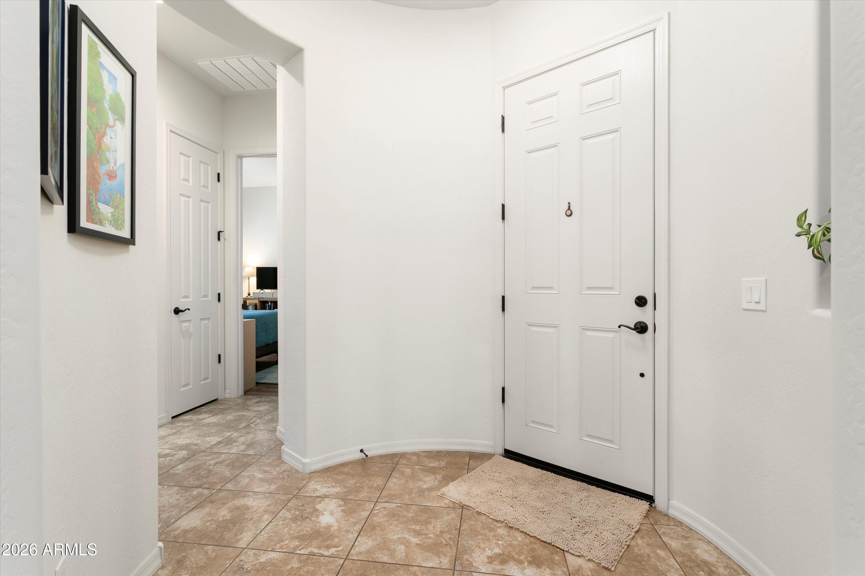 27544 W Yukon Dr — photo 2