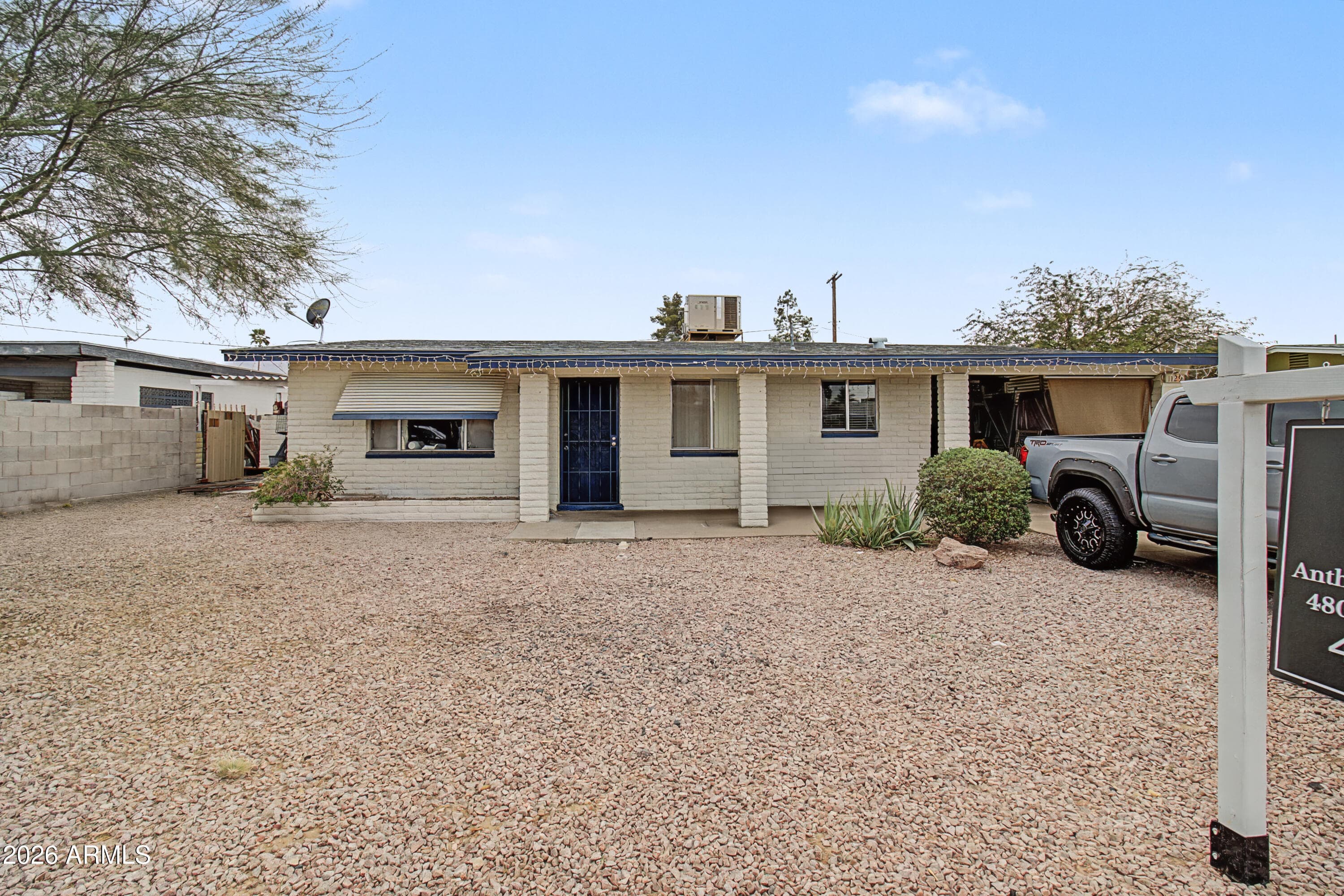 1129 N Wedgewood Circle — photo 1