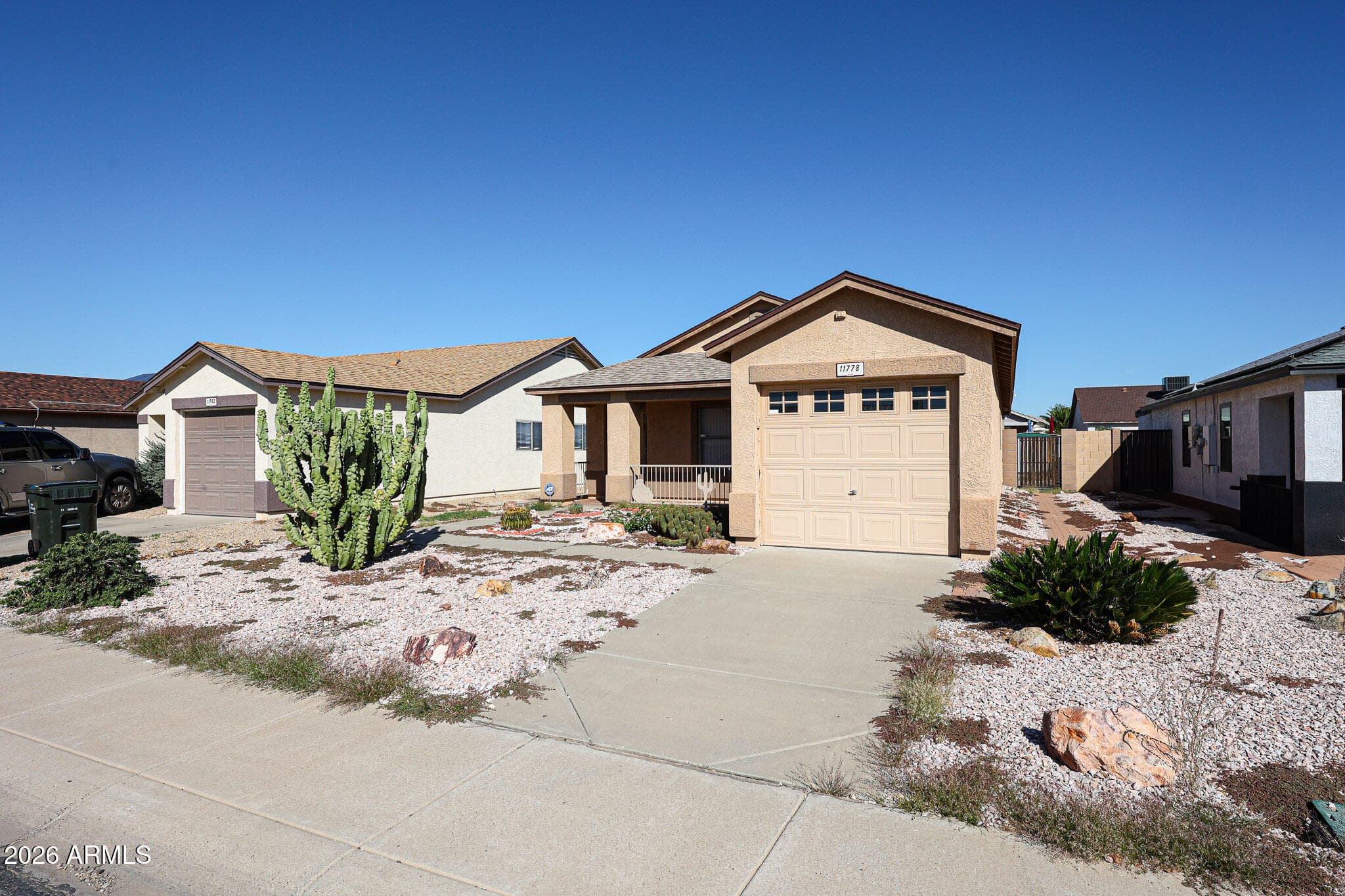 11778 W Columbine Dr — photo 2