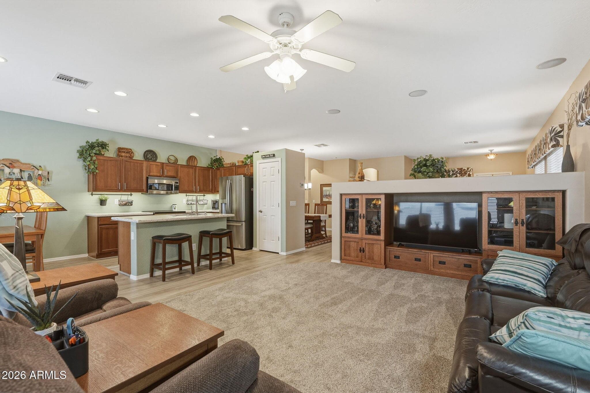332 W Seven Seas Dr — photo 2