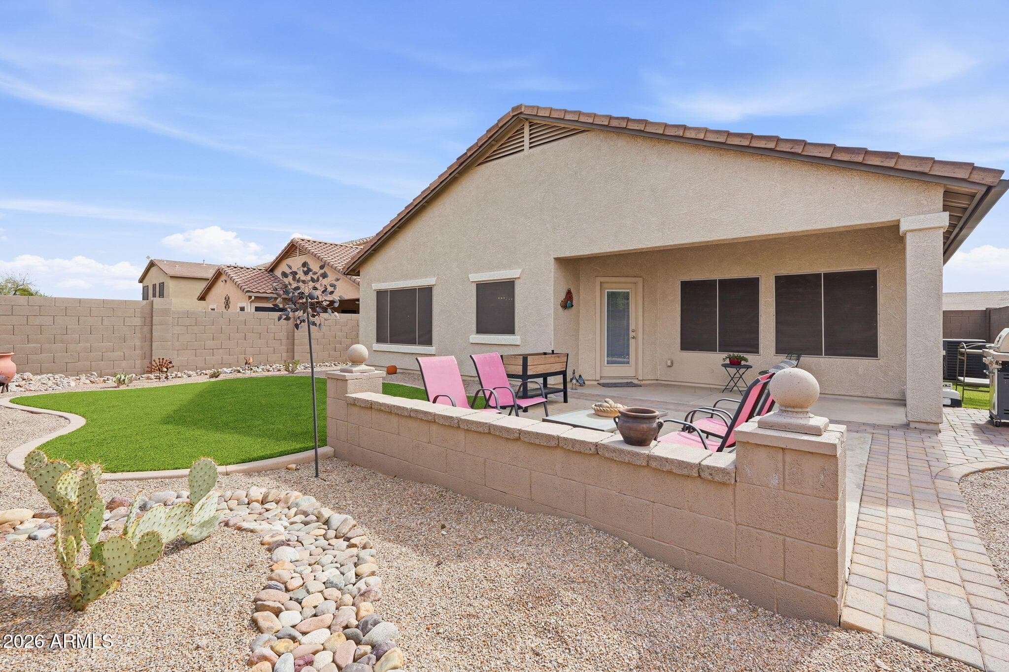 332 W Seven Seas Dr — photo 1